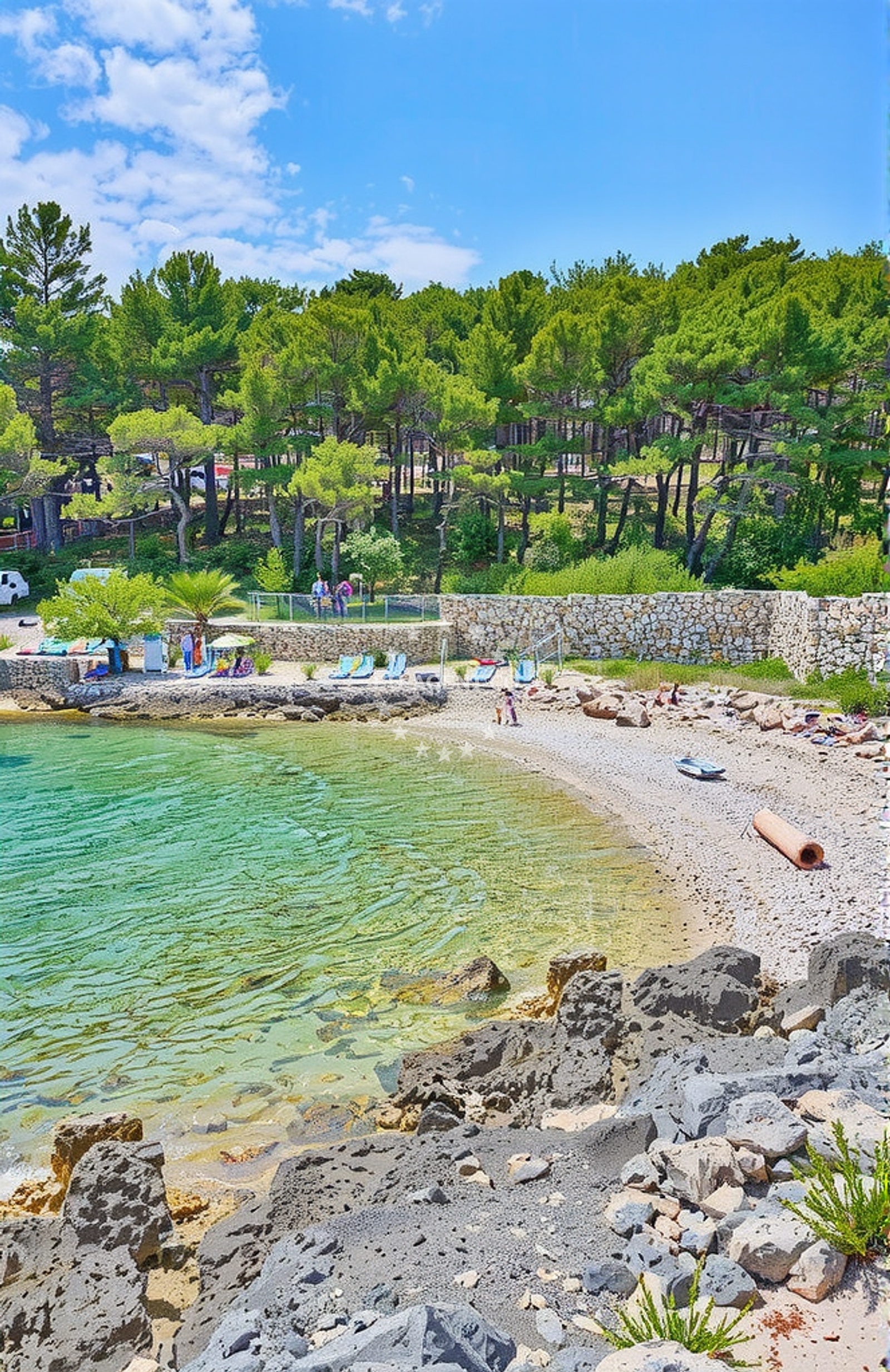 Additional view of Puntica II beach in Put Pojatice, Sumartin