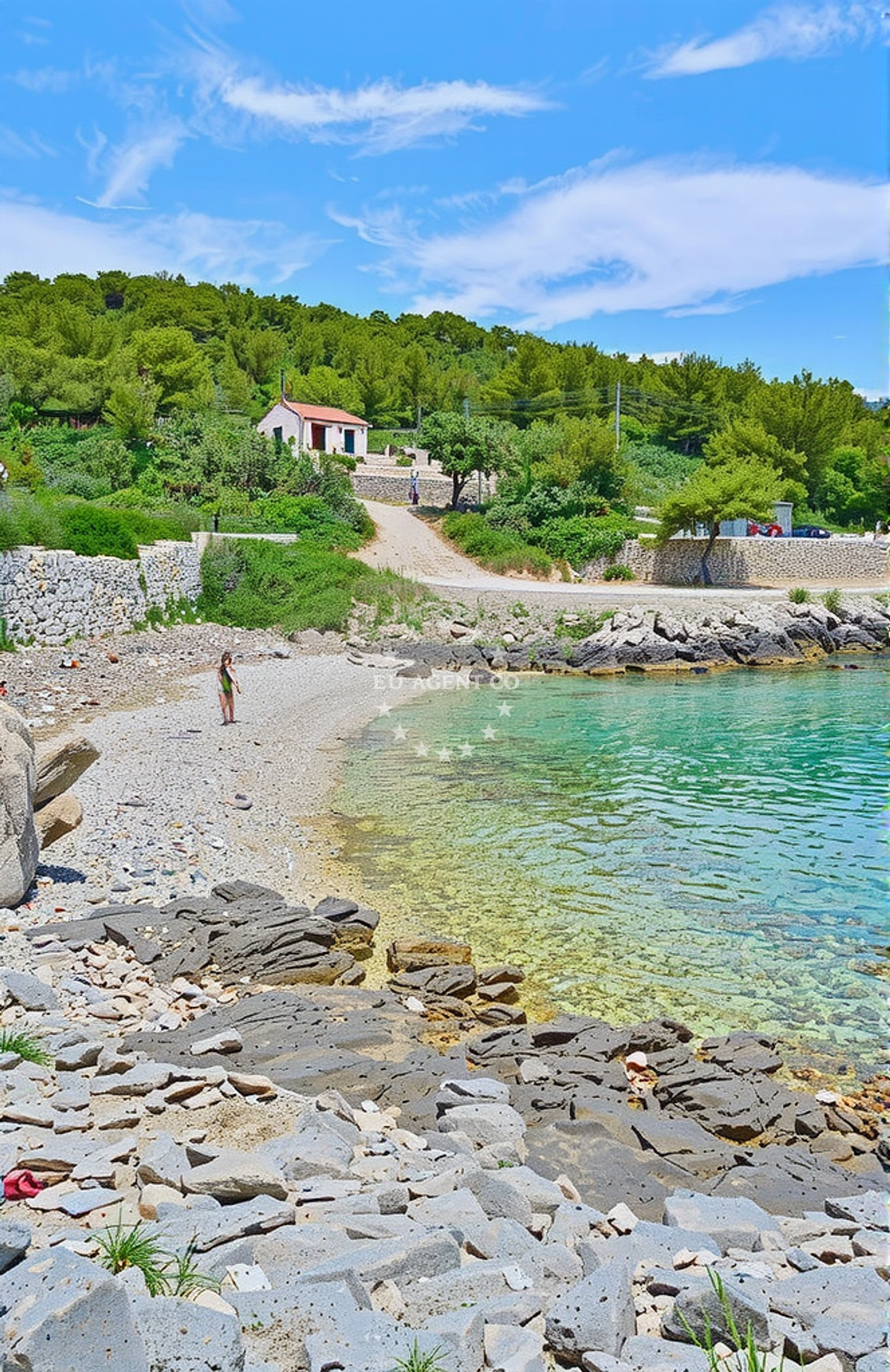 Additional view of Puntica II beach in Put Pojatice, Sumartin