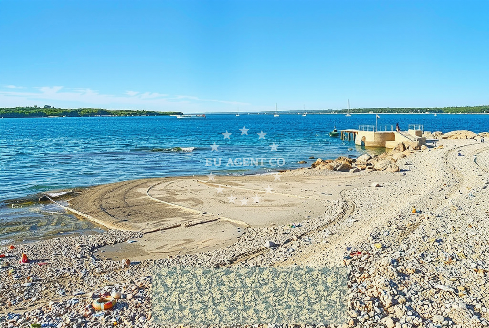 Beach facilities and surroundings at Puntica, Pula Beach in Puntica