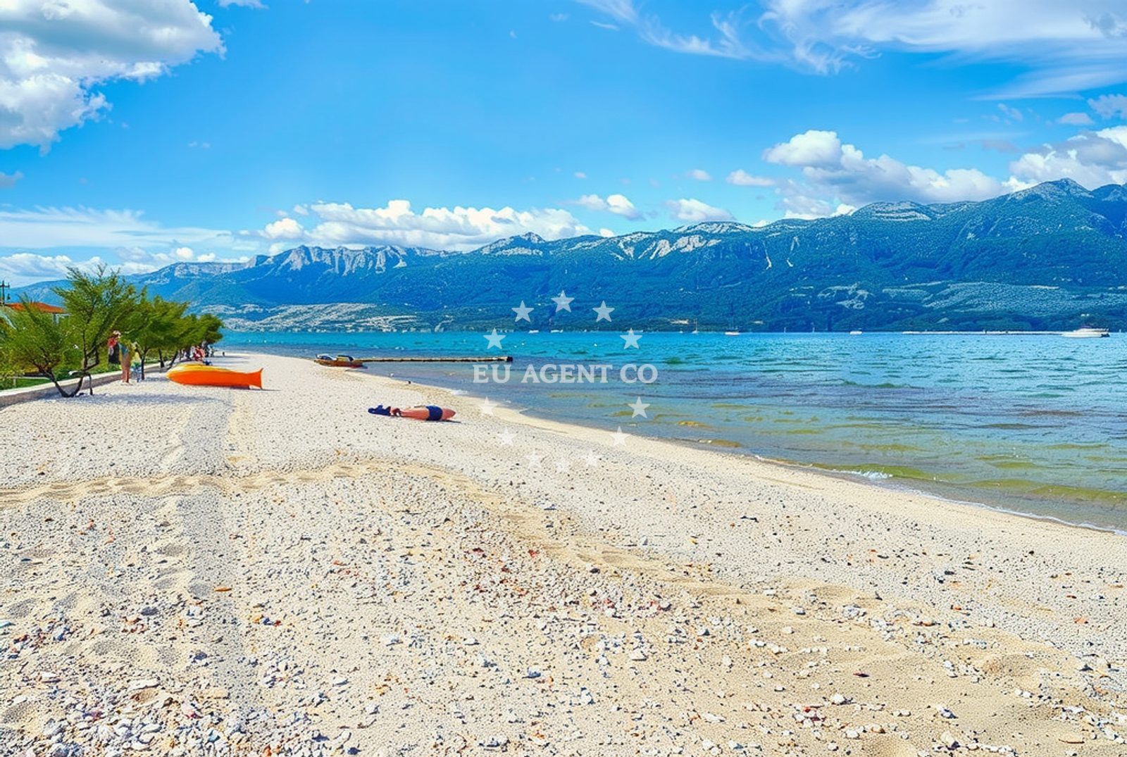 Overview of Puntica, Ražanac Beach in Puntica