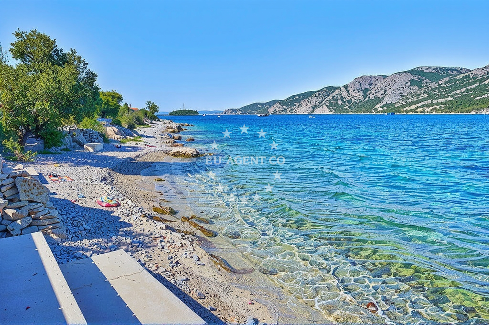 Beach facilities and surroundings at Pupnat istok, Pupnat (Korčula) Beach in Pupnat istok