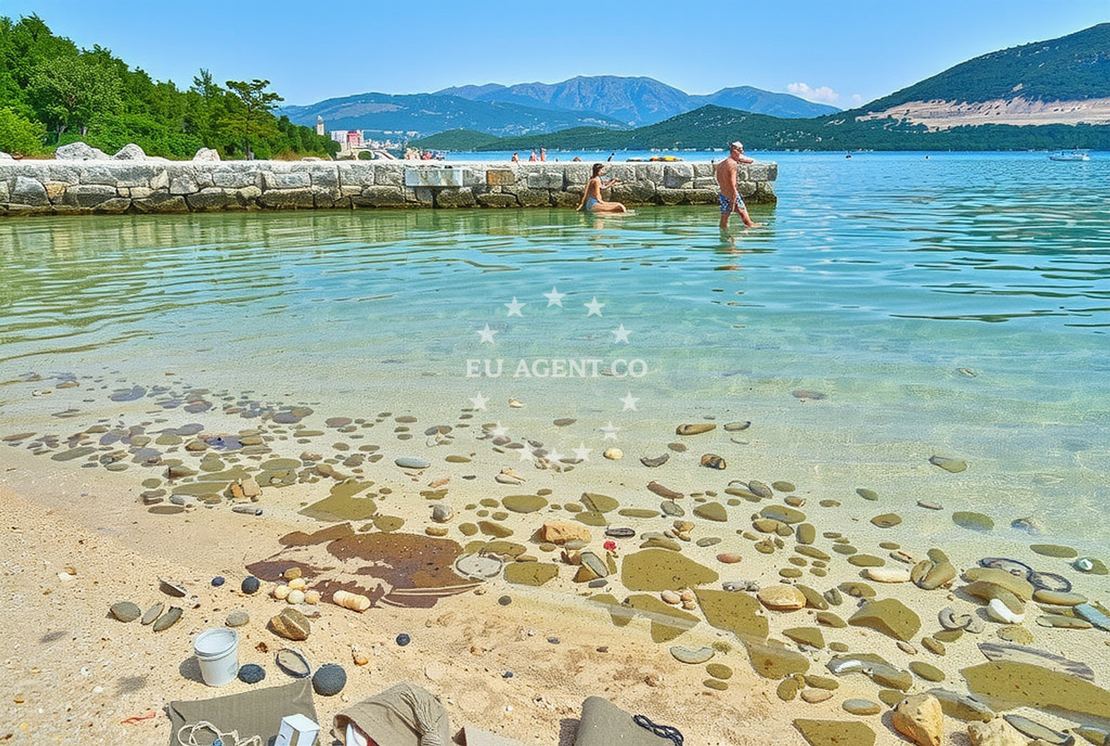 Overview of Putniković: beaches and coves (2) in Putniković