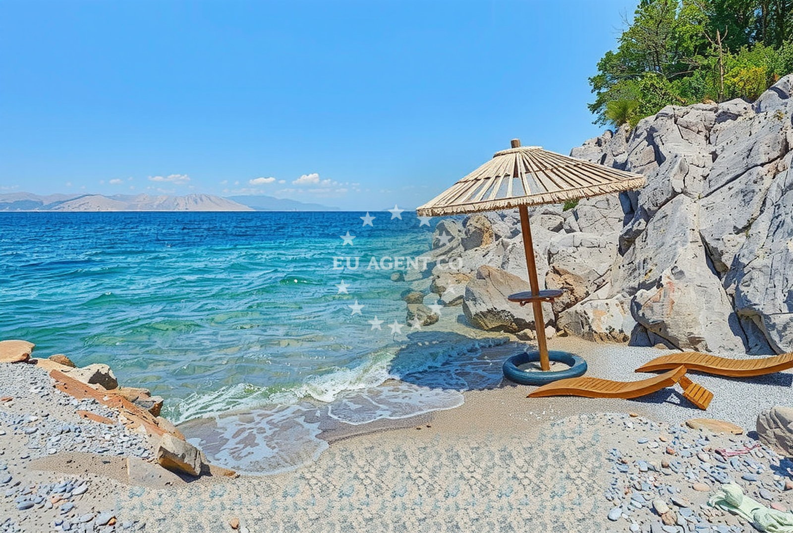 Beach facilities and surroundings at Rača, Volarice Beach in Rača