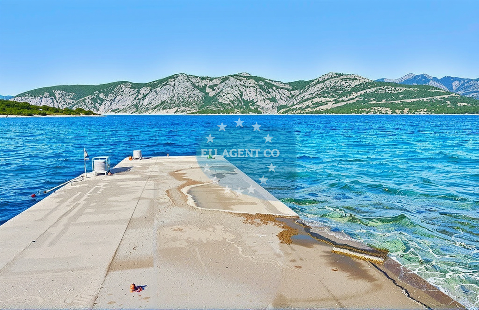 Beach facilities and surroundings at Račišće istok, Račišće (Korčula) Beach in Račišće istok