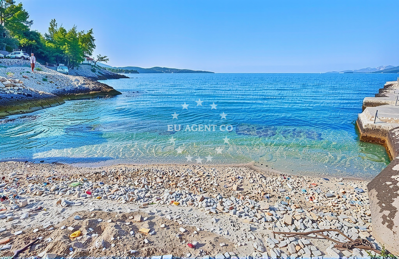 Shoreline and swimming area at Rasoha II beach in Brna bb, Smokvica