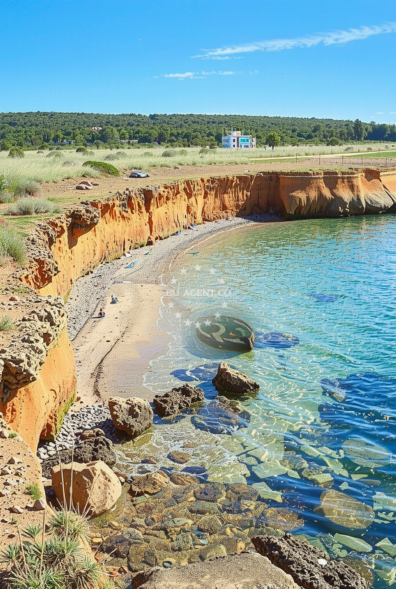 Shoreline and swimming area at Rastovac sredina, Vir (Vir) Beach in Rastovac sredina