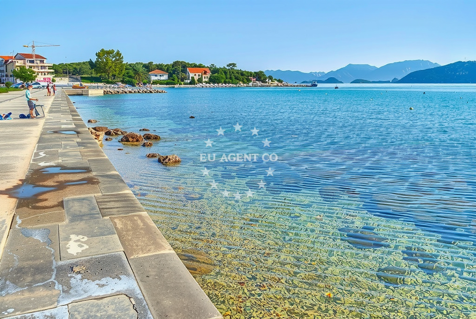 Shoreline and swimming area at Rat, Sreser Beach in Rat