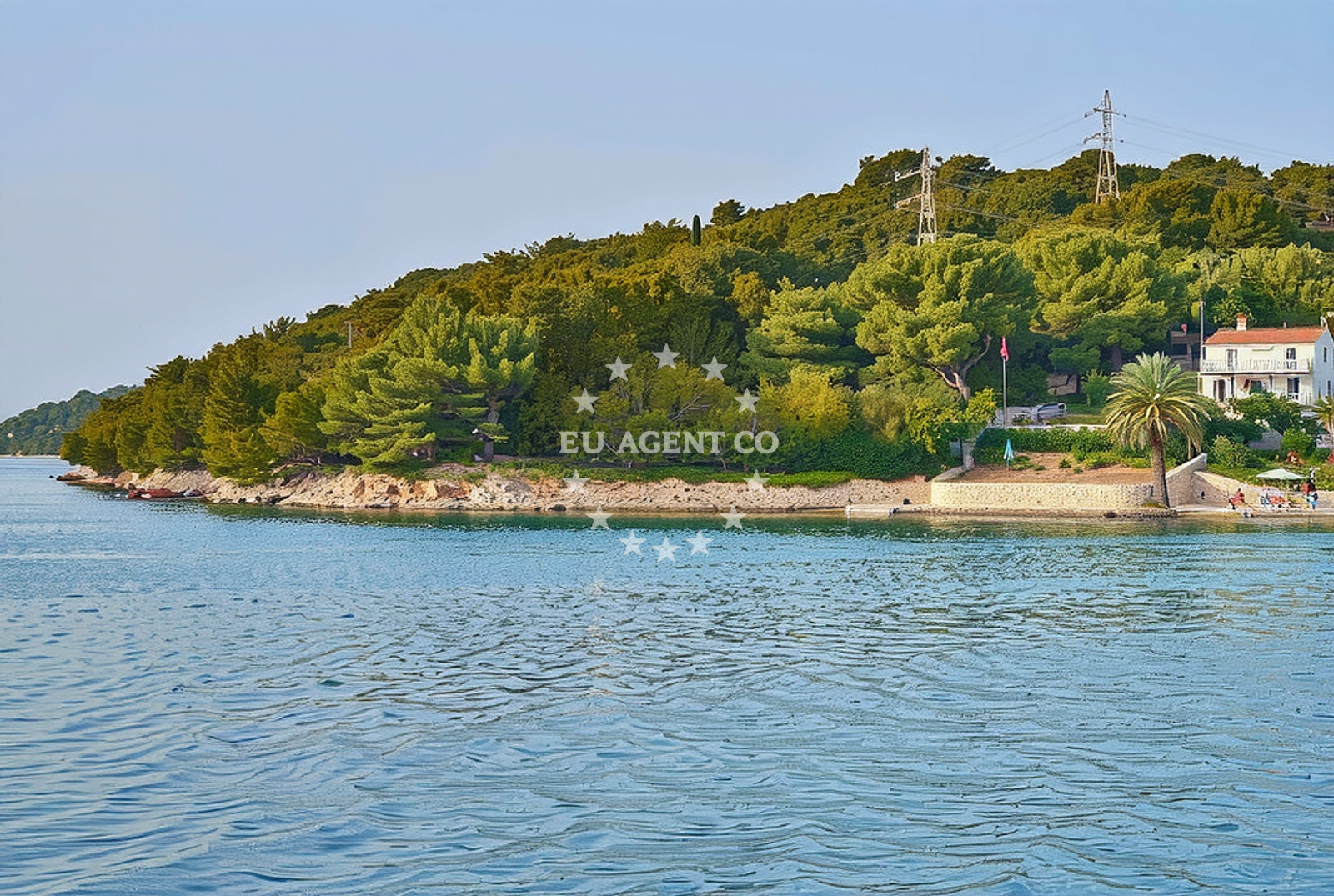 Shoreline and swimming area at Rava (Rava): beaches and coves (16) in Rava (Rava)