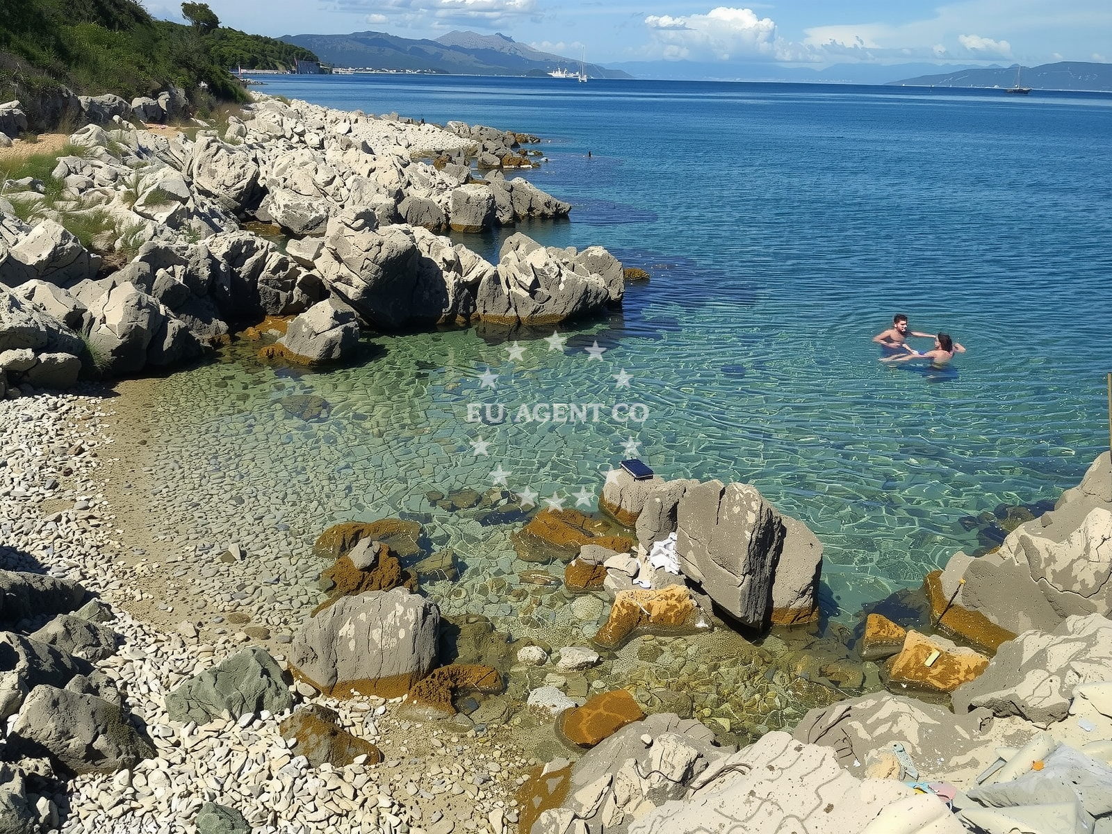 Shoreline and swimming area at Ravni beach in Ravni 142, Ravni