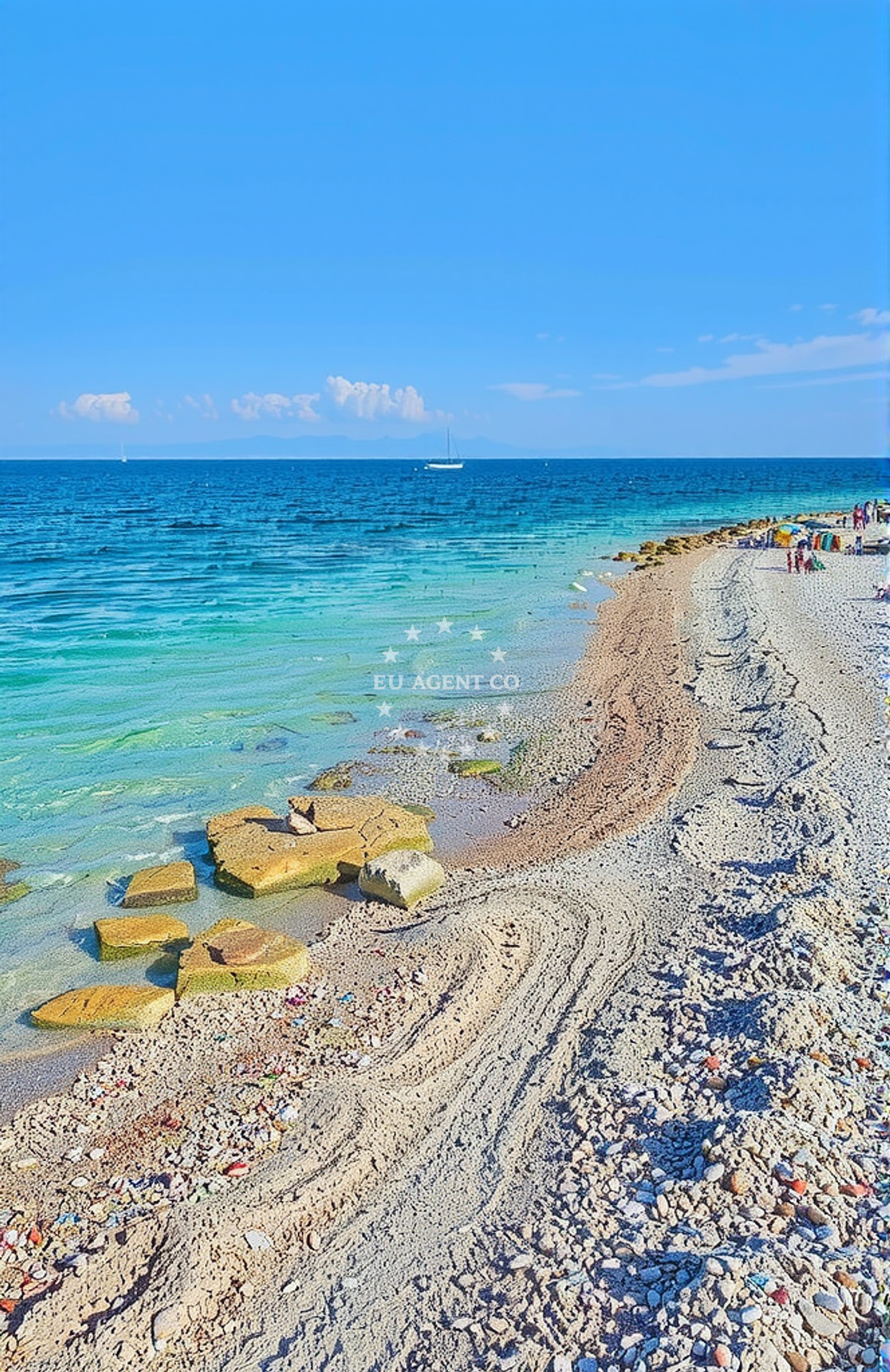 Beach facilities and surroundings at Ravni (dog beach), Ravni Beach in Ravni (plaža za pse)