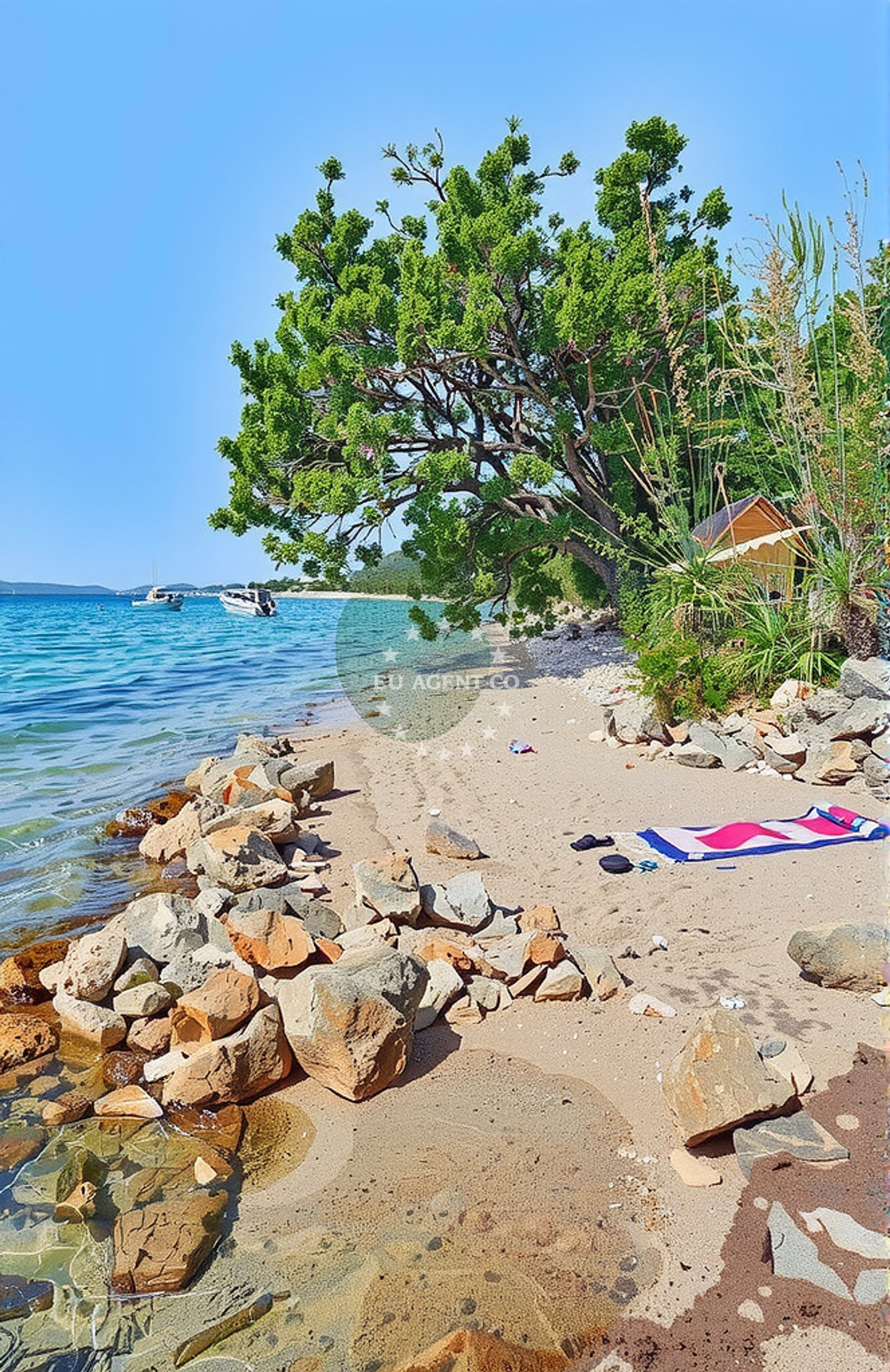 Additional view of Ravnice zapad, Barbat na Rabu (Rab) Beach in Ravnice zapad