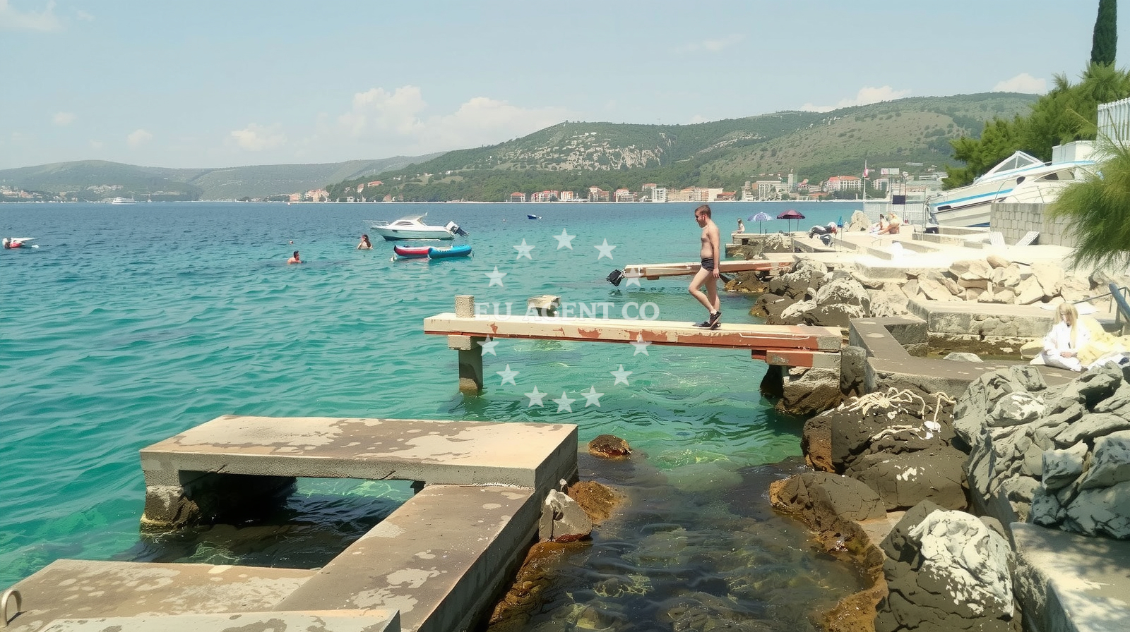 Additional view of Razanj beach in Ljoljinica 96A, Ražanj