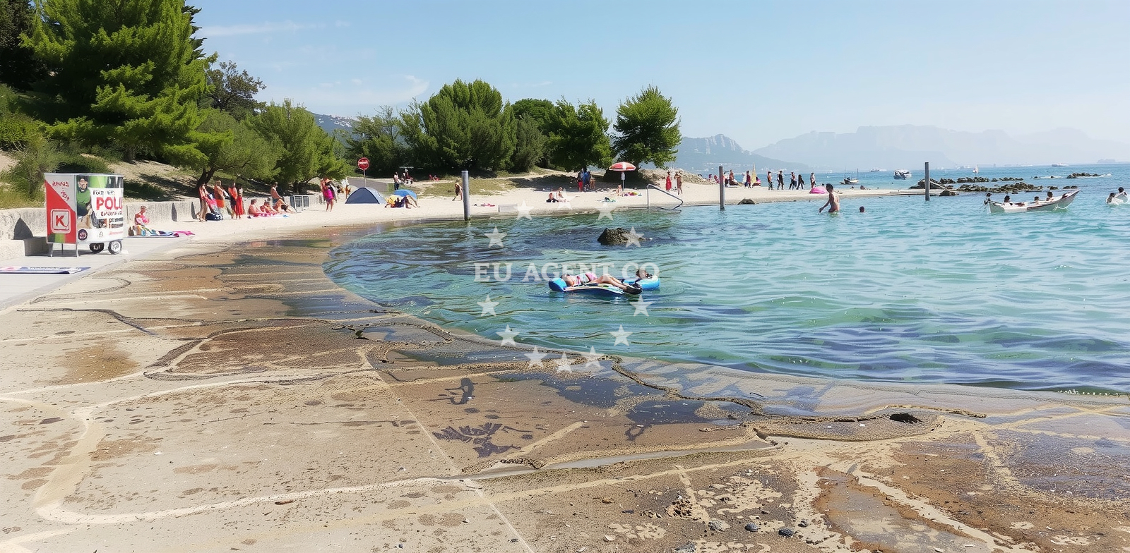 Additional view of Resnik beach in Cesta Dr. Franje Tuđmana 1218, Kaštela
