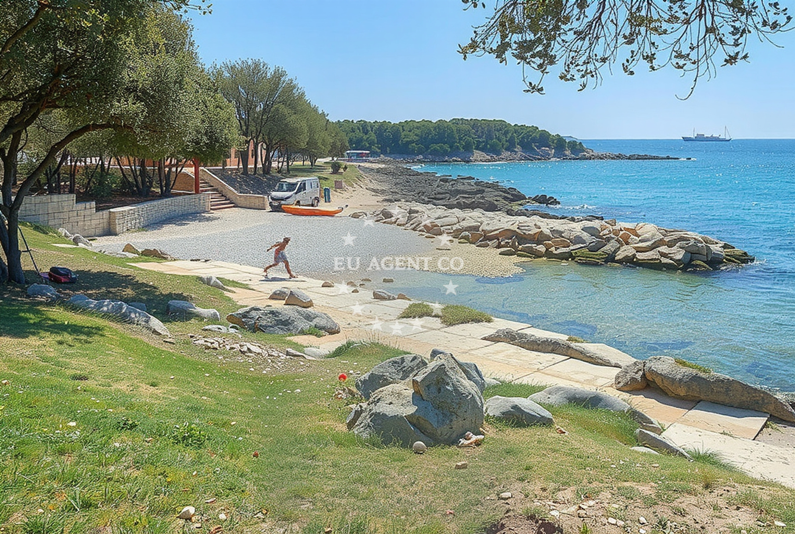 Overview of Reverol, Funtana Beach in Reverol