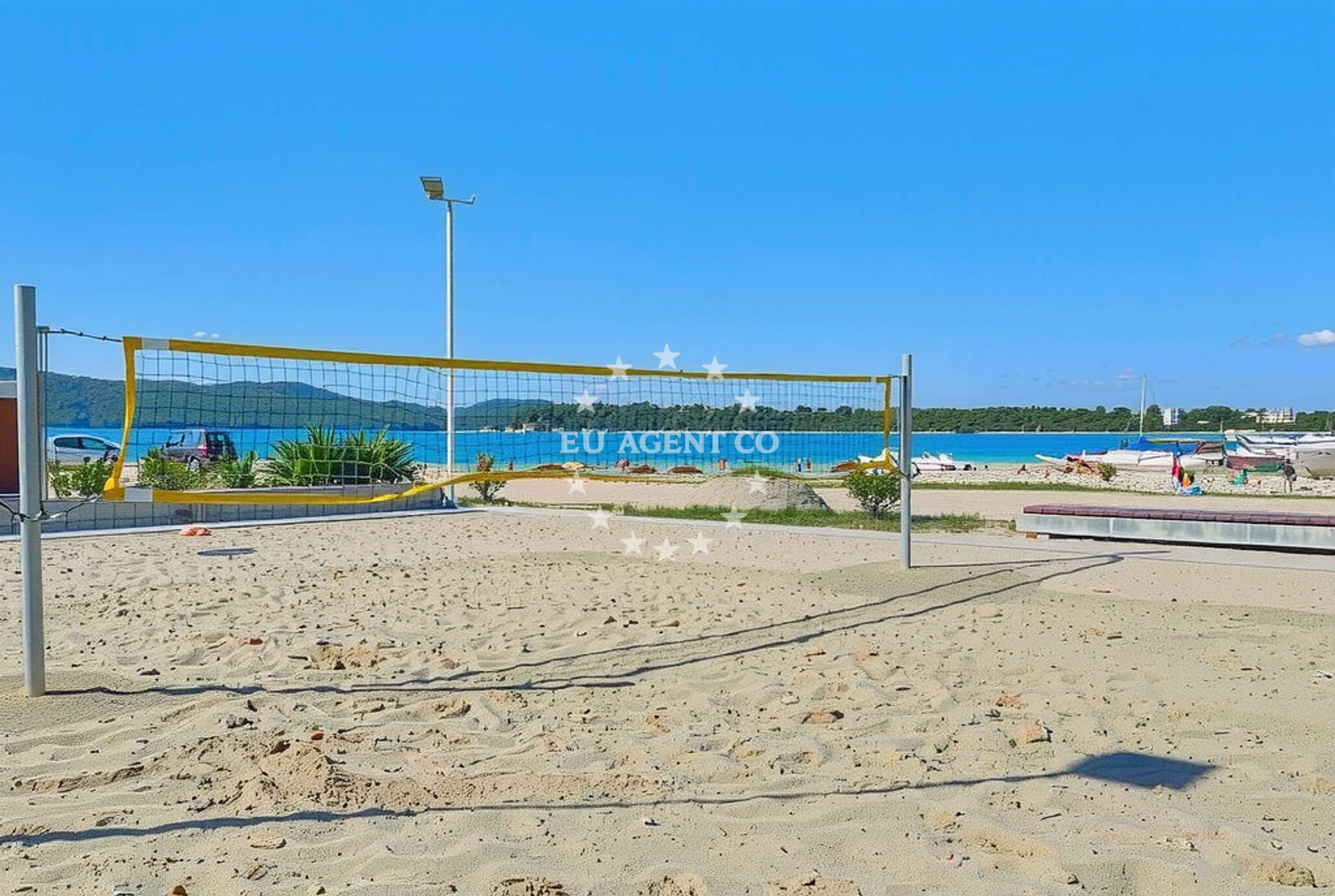 Additional view of Rezaliste beach in Ul. Kamenita 2, Brodarica