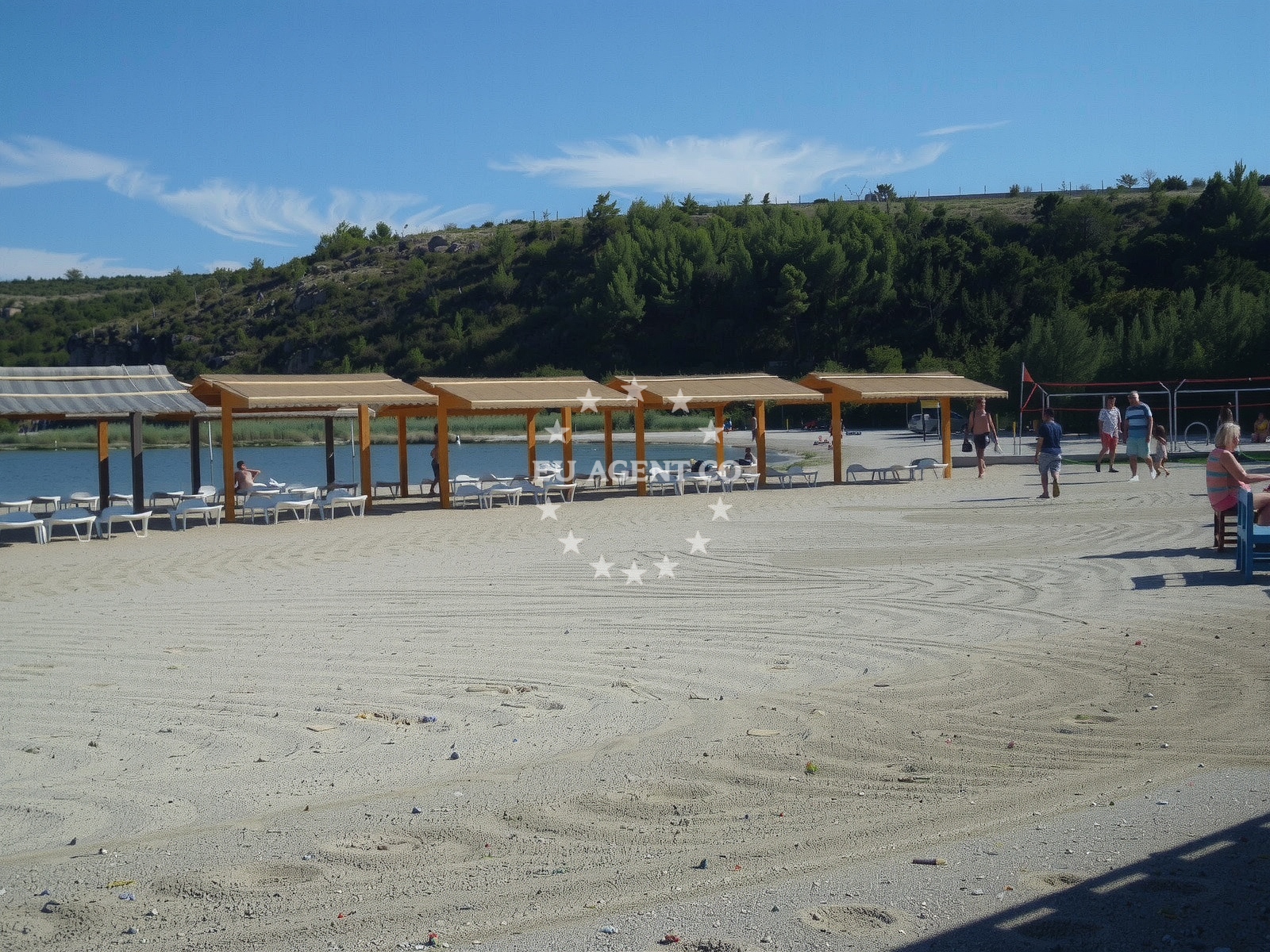 Shoreline and swimming area at Rezanska plaza II in Ante Starčevića 34, Posedarje
