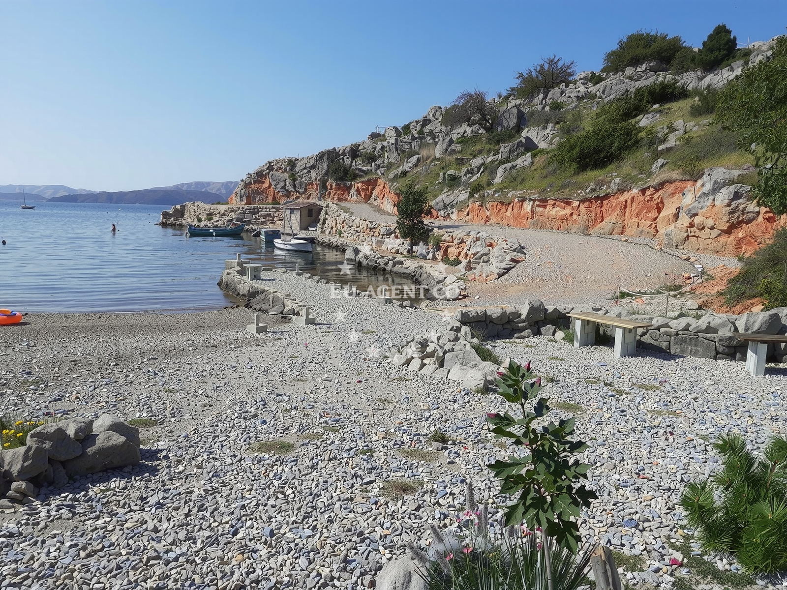 Overview of Ribarica beach II in Bojna draga 19, Karlobag