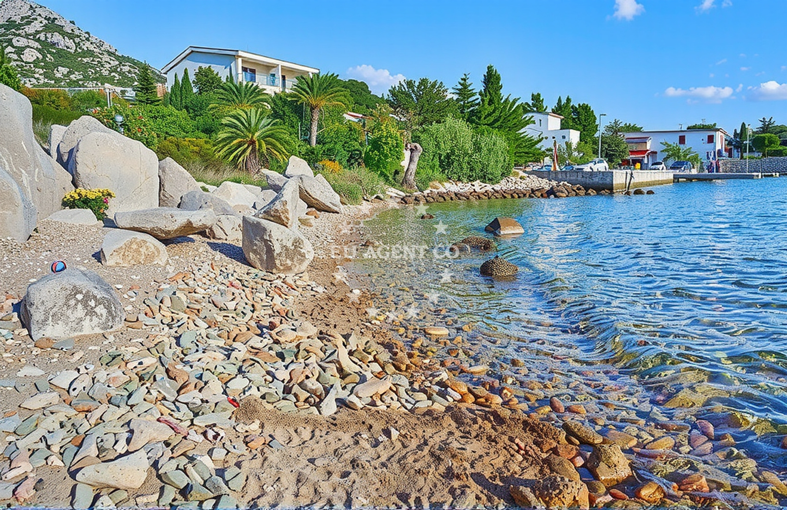 Beach facilities and surroundings at Ribarica, Cesarica Beach in Ribarica