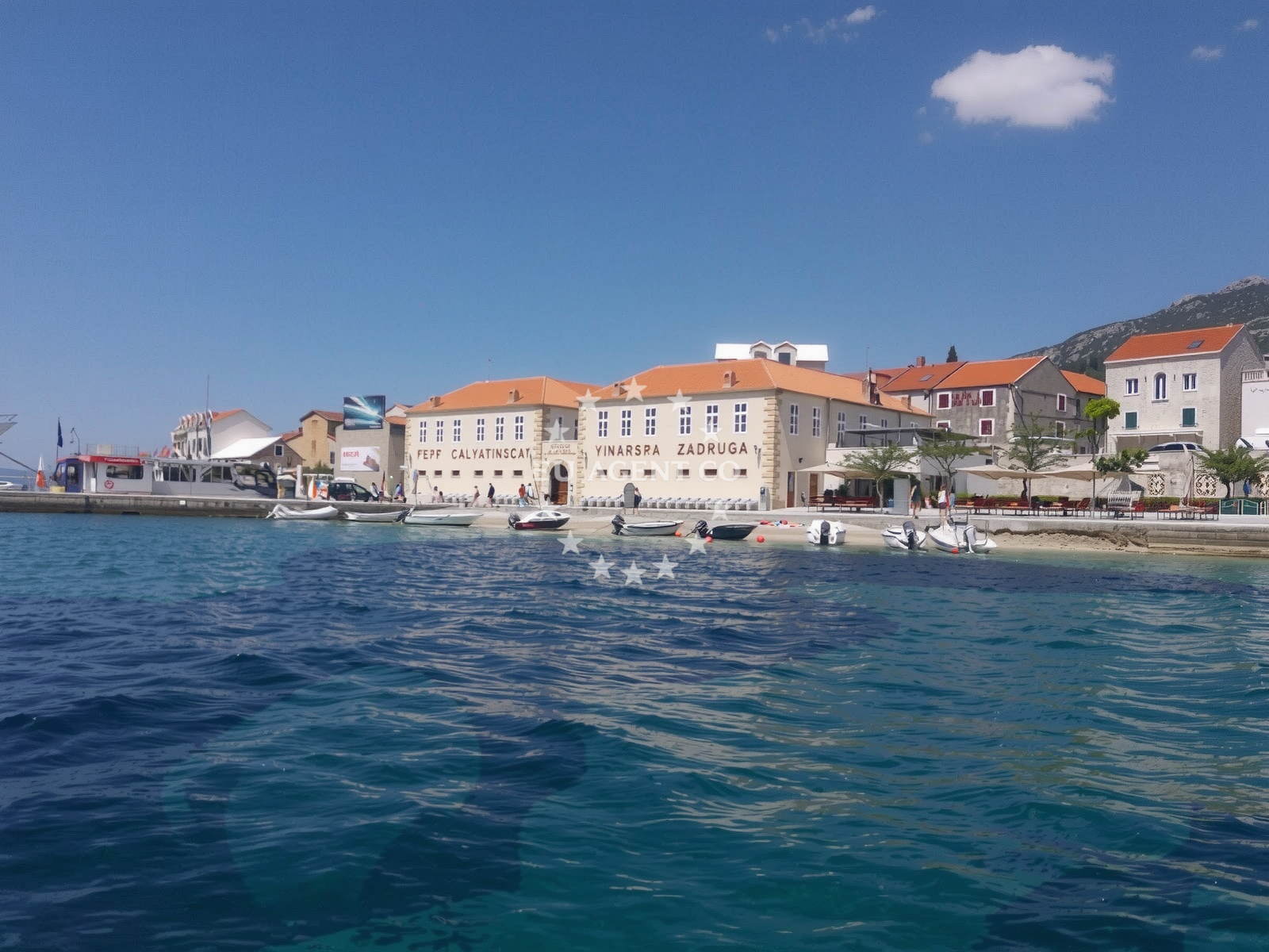 Beach facilities and surroundings at Riva beach in Ruđera Boškovića 6a, Bol