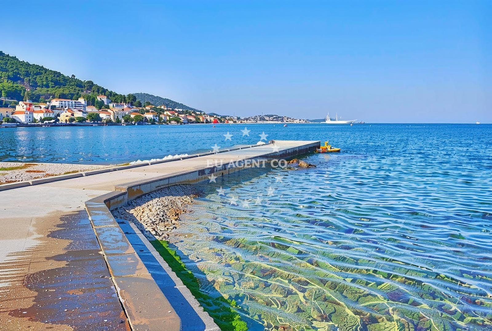 Beach facilities and surroundings at Riva, Kali (Ugljan) Beach in Riva