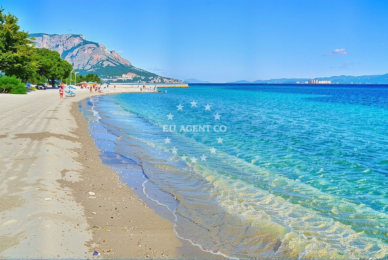 Overview of Rogač zapad, Duće Beach in Rogač zapad