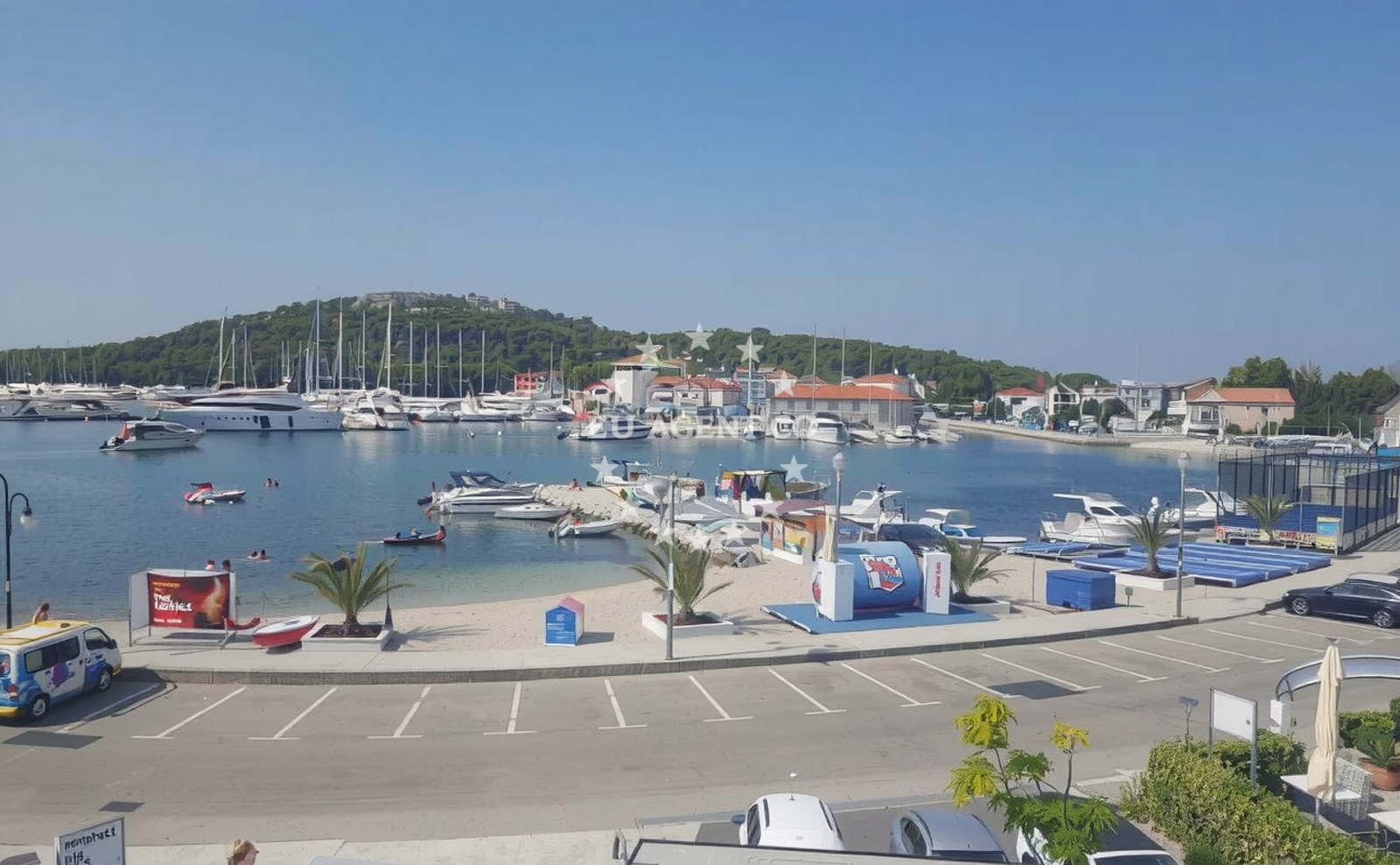 Beach facilities and surroundings at Rogoznica beach in Miline 30, Rogoznica