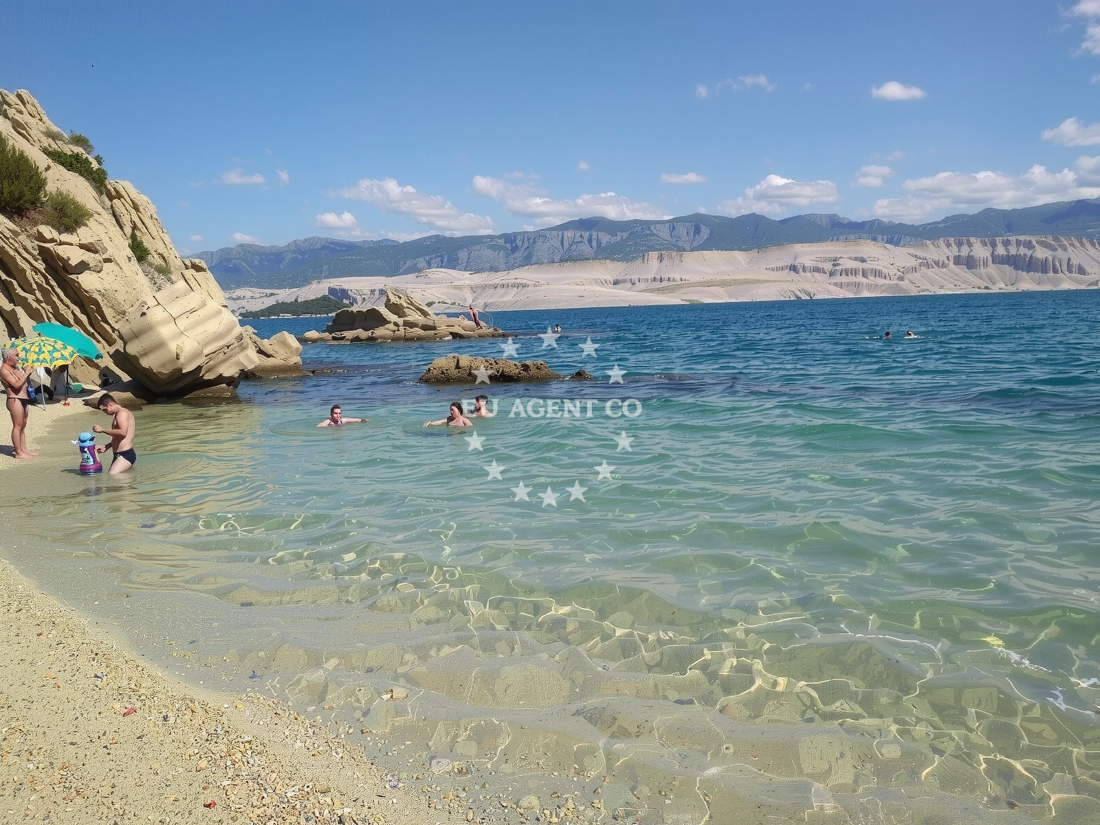 Additional view of Rosin beach in , Šimuni