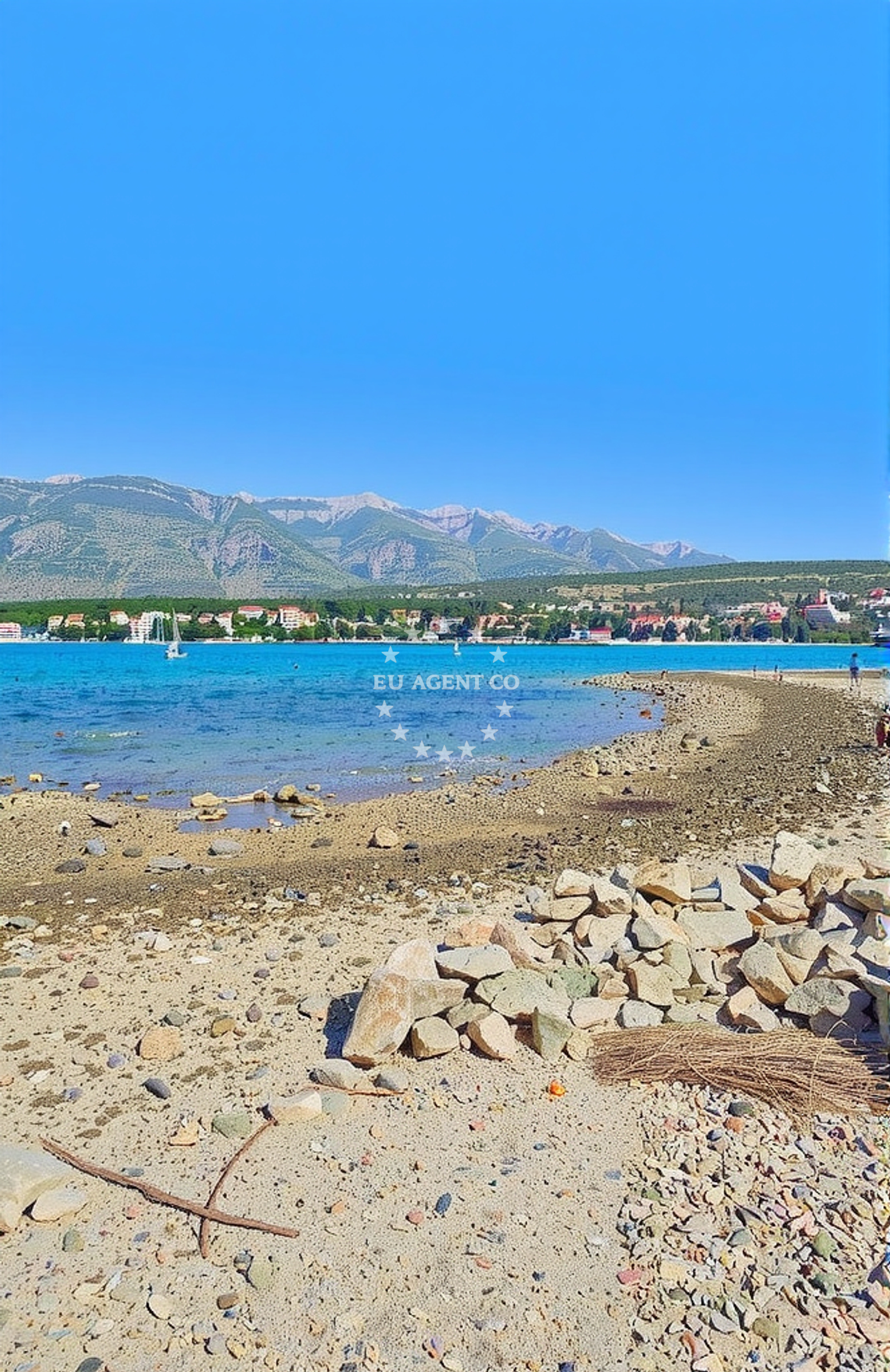 Additional view of Rovanjska (dog beach), Rovanjska Beach in Rovanjska (plaža za pse)