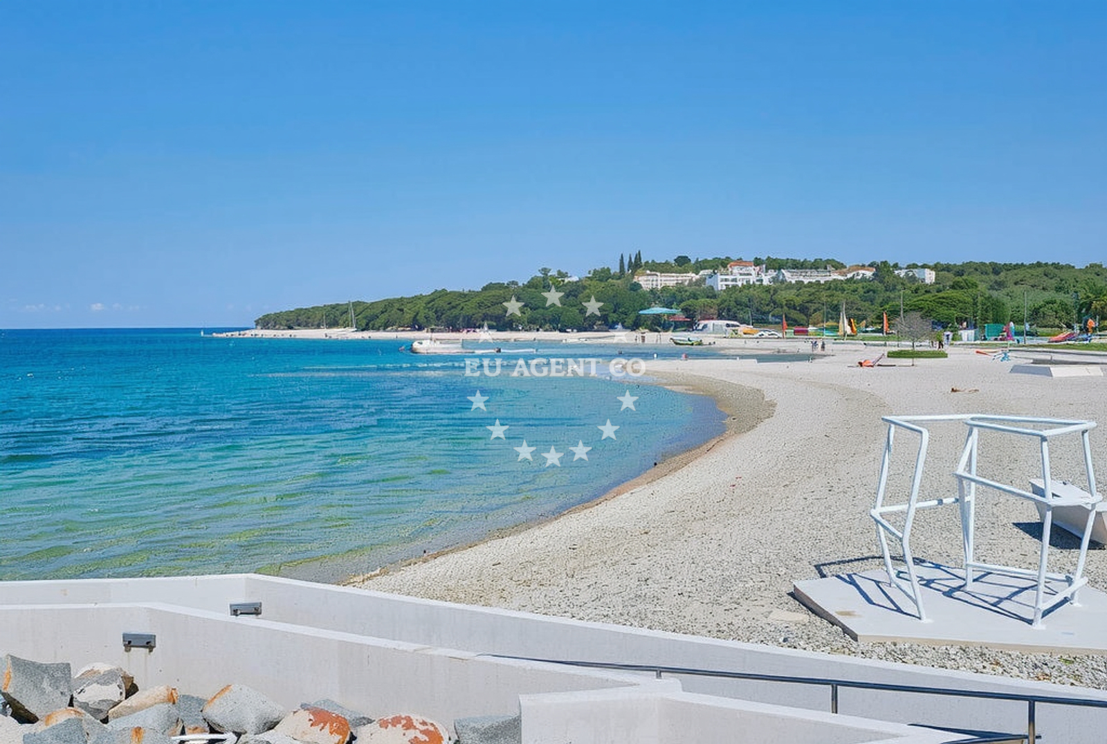 Shoreline and swimming area at Rovinj: beaches and coves (35) in Rovinj