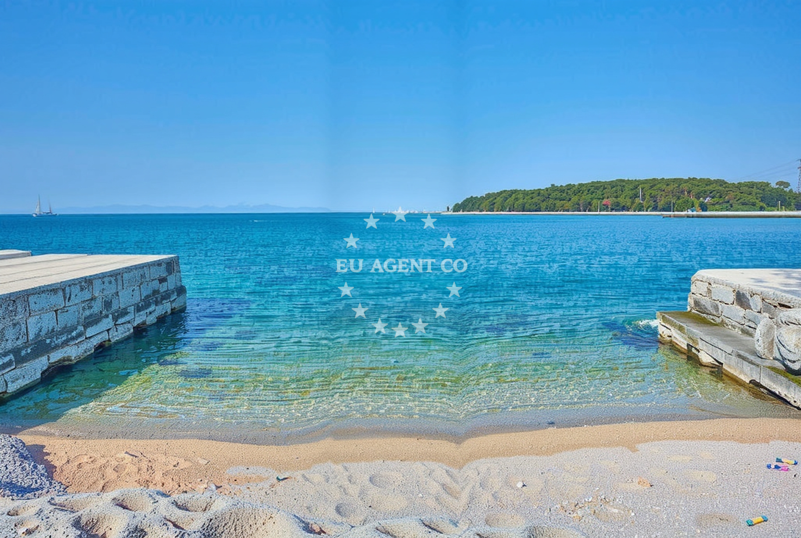 Shoreline and swimming area at Rovinjsko Selo: beaches and coves in Rovinjsko Selo