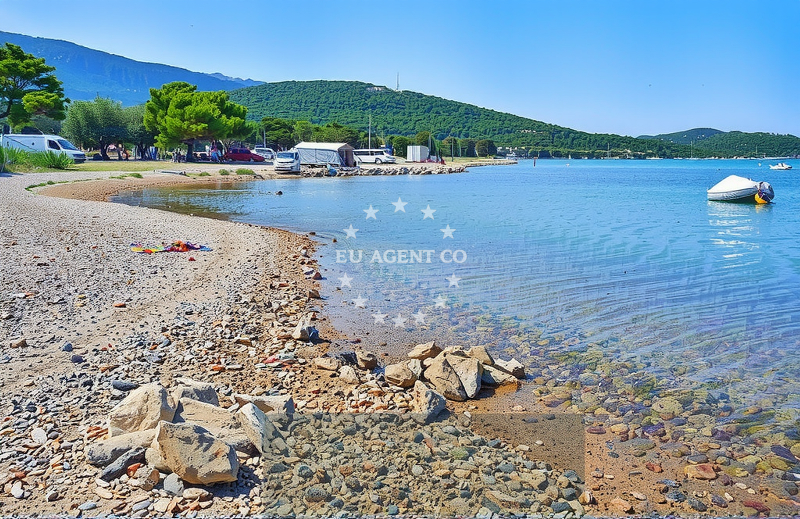 Shoreline and swimming area at Rt Lopari, Nerezine (Lošinj) Beach in Rt Lopari