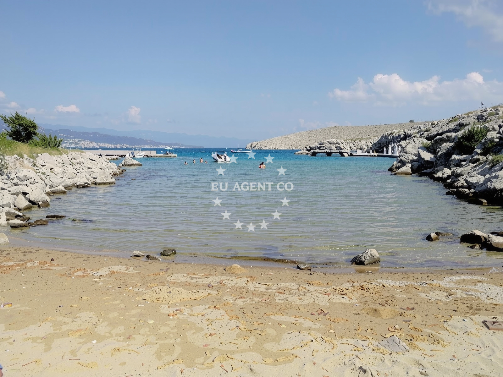 Beach facilities and surroundings at Rudine beach in XIII PRIMORSKO GORANSKE DIVIZIJE 41, Jadranovo