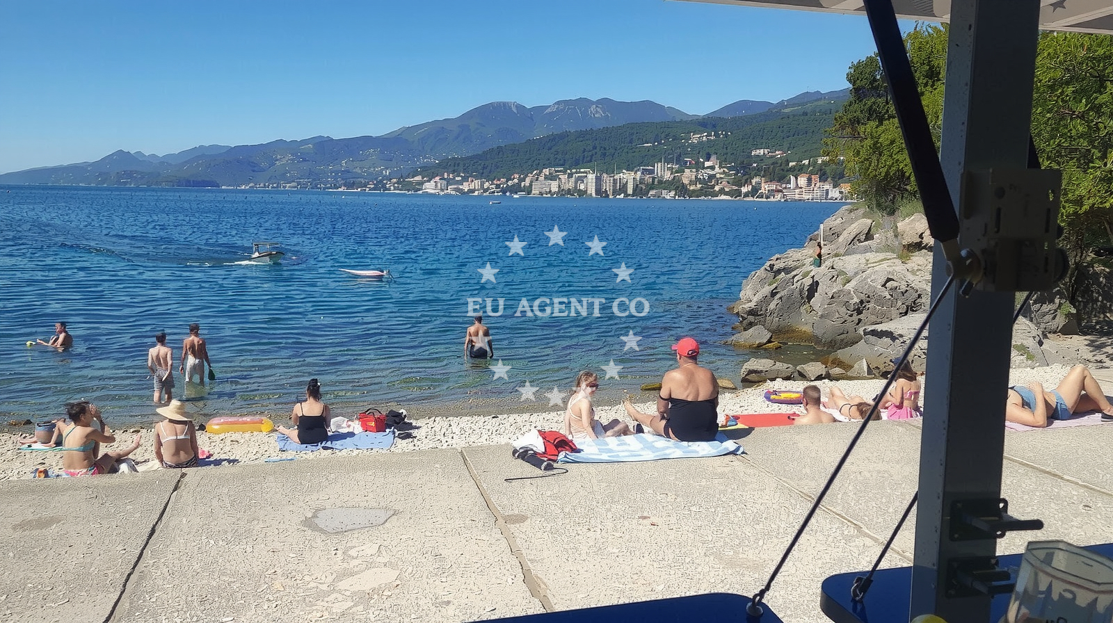 Shoreline and swimming area at S Zavoj Beach in Ljubljanska Cesta 14b, Rijeka
