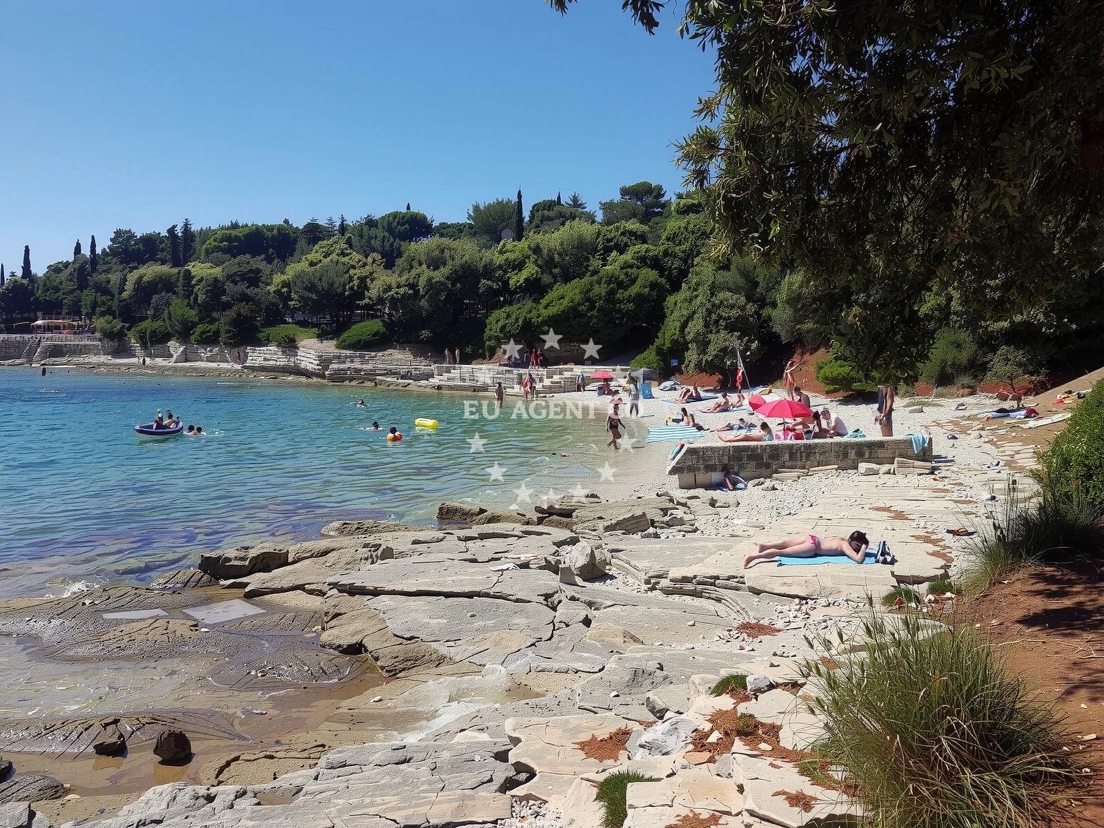 Additional view of Saccorgiana Cove in Verudela 3, Pula