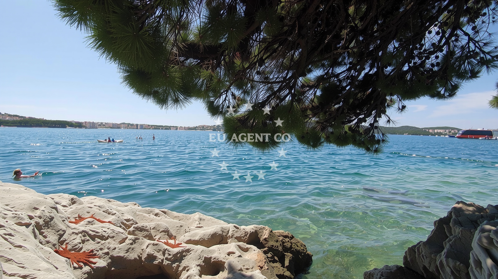Beach facilities and surroundings at Saldun beach in 2 Ulica kralja Tomislava 1kat, Trogir