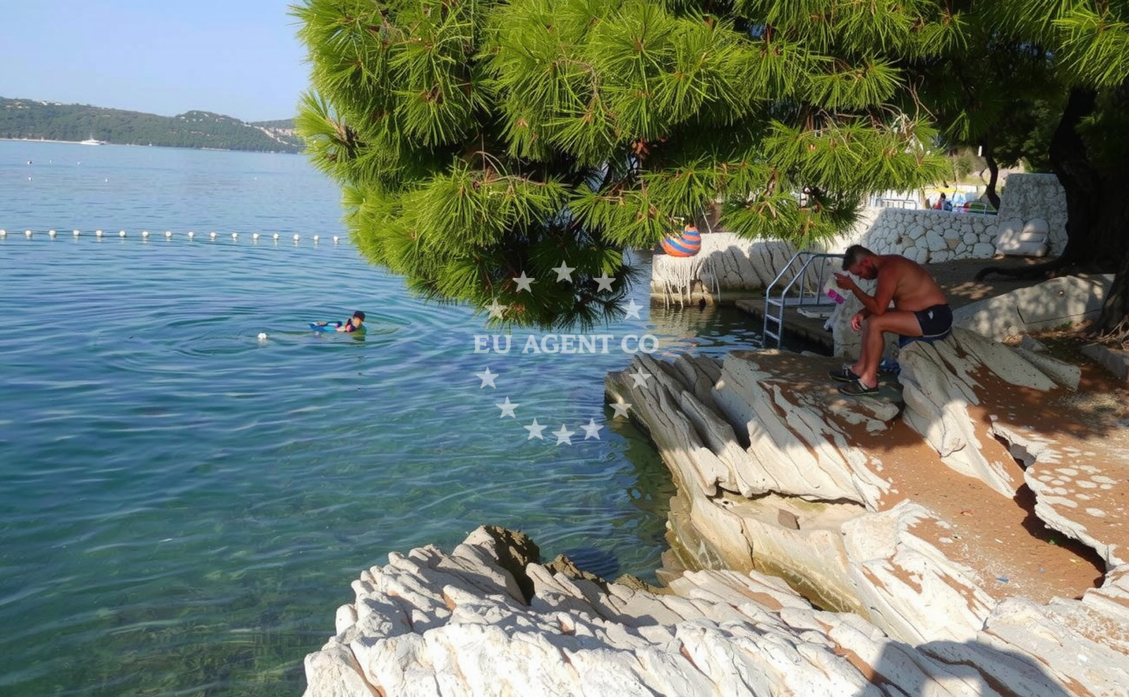 Additional view of Saldun beach in 2 Ulica kralja Tomislava 1kat, Trogir