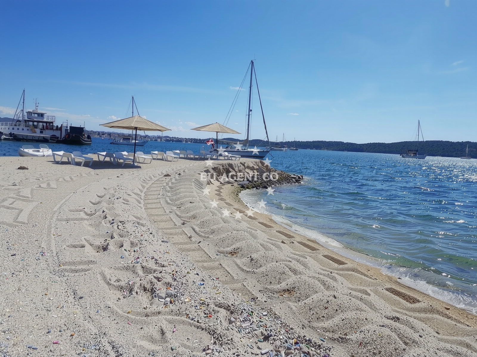 Additional view of Seget beach in Hrvatskih Žrtava 260, Trogir