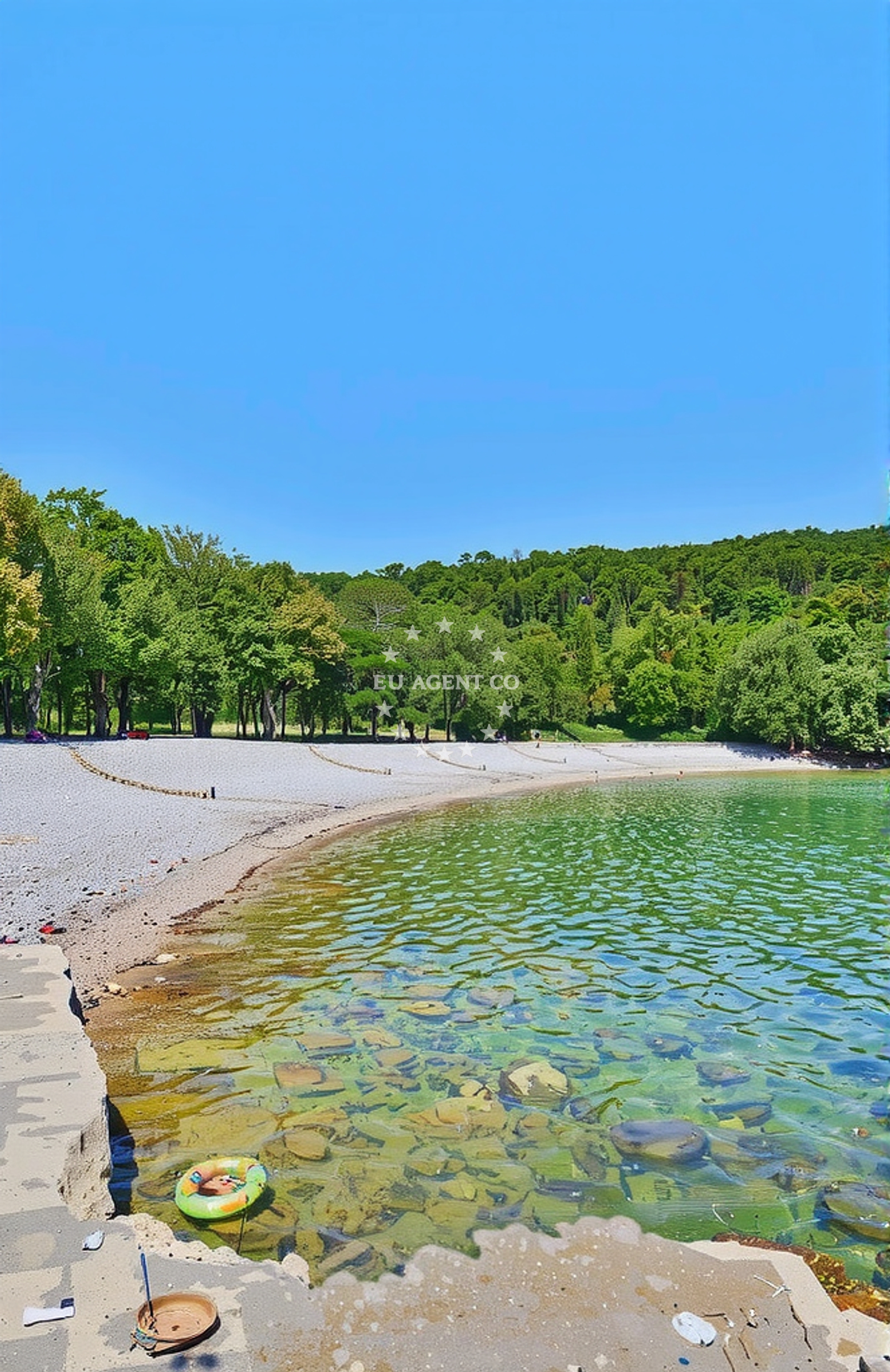 Beach facilities and surroundings at Šegotići: beaches and coves (3) in Šegotići