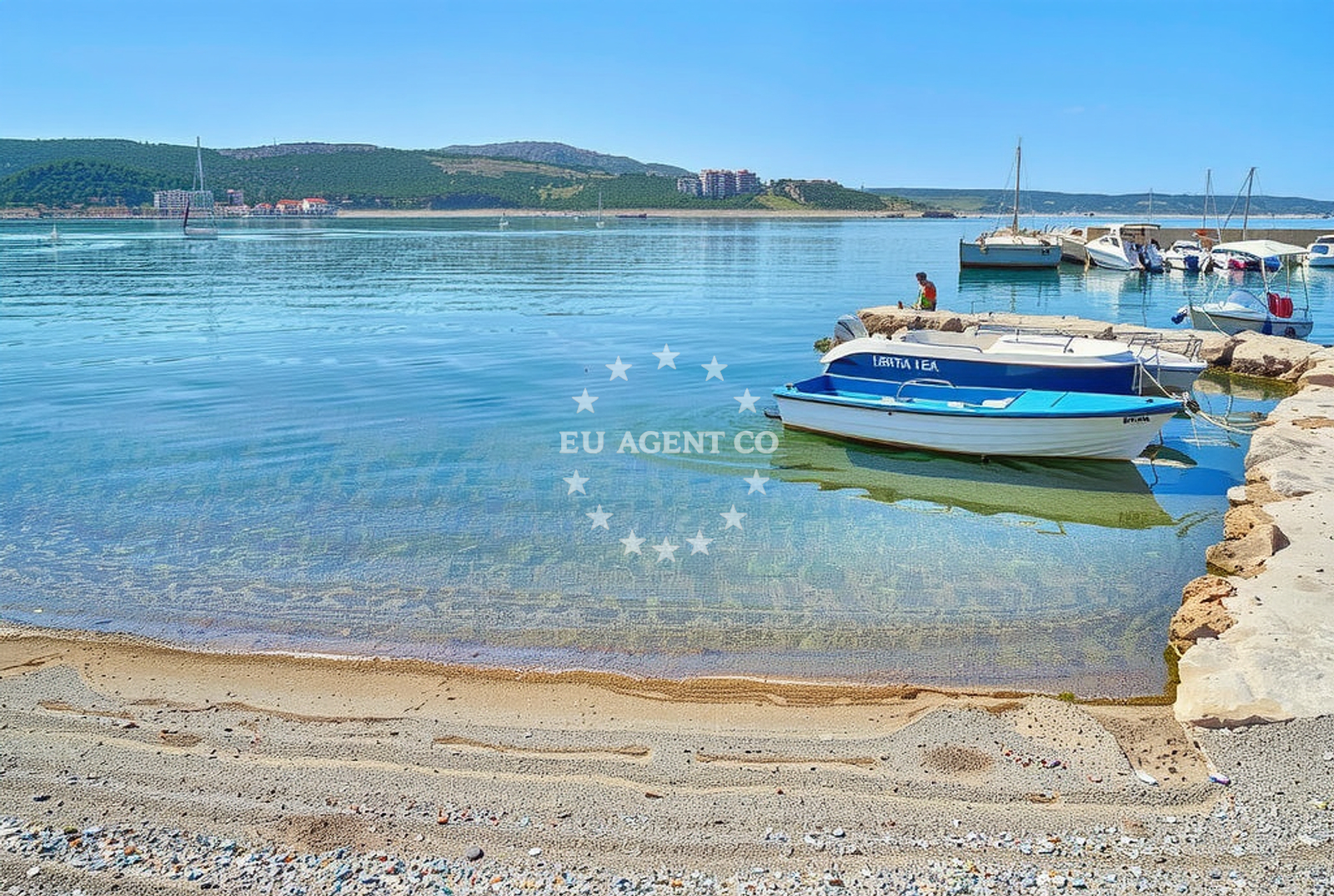 Beach facilities and surroundings at Seline centar, Seline Beach in Seline centar