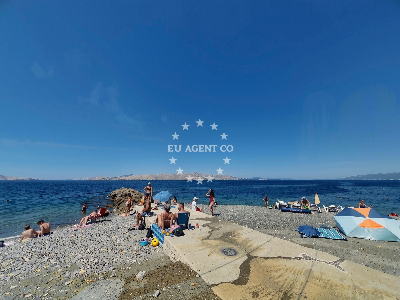 Beach facilities and surroundings at Senj beach in Ul. Augusta Šenoe 19, Senj