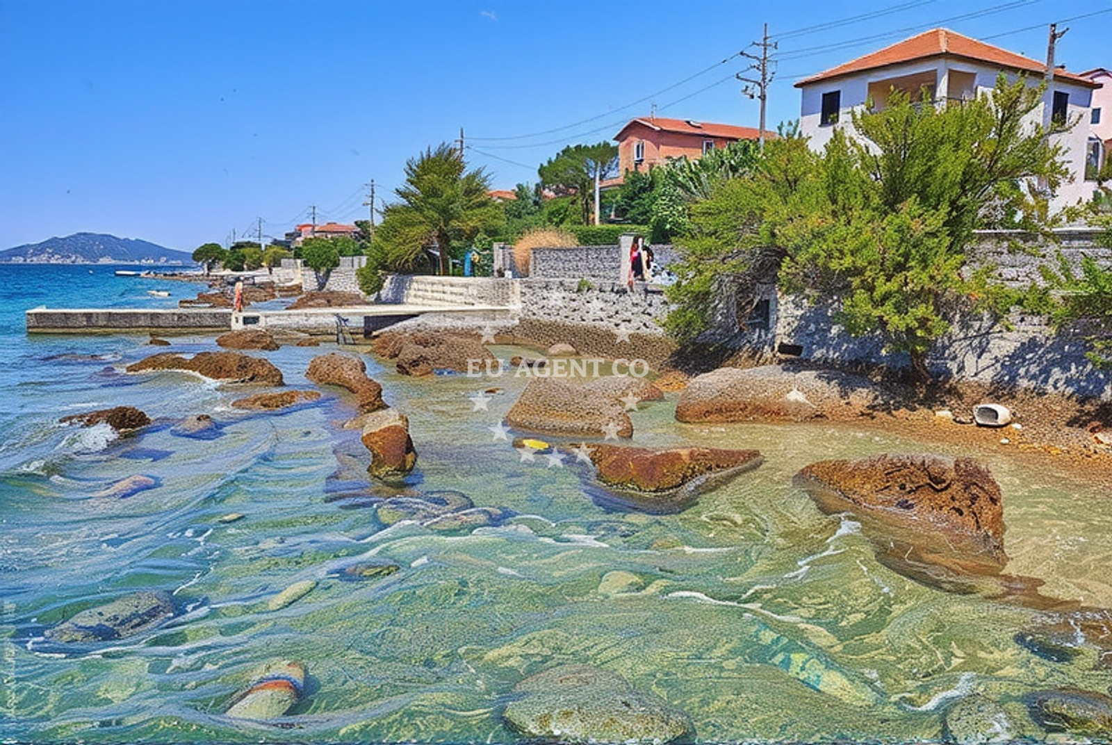 Shoreline and swimming area at Šepurine sjever 2, Prvić Šepurine (Prvić) Beach in Šepurine sjever 2
