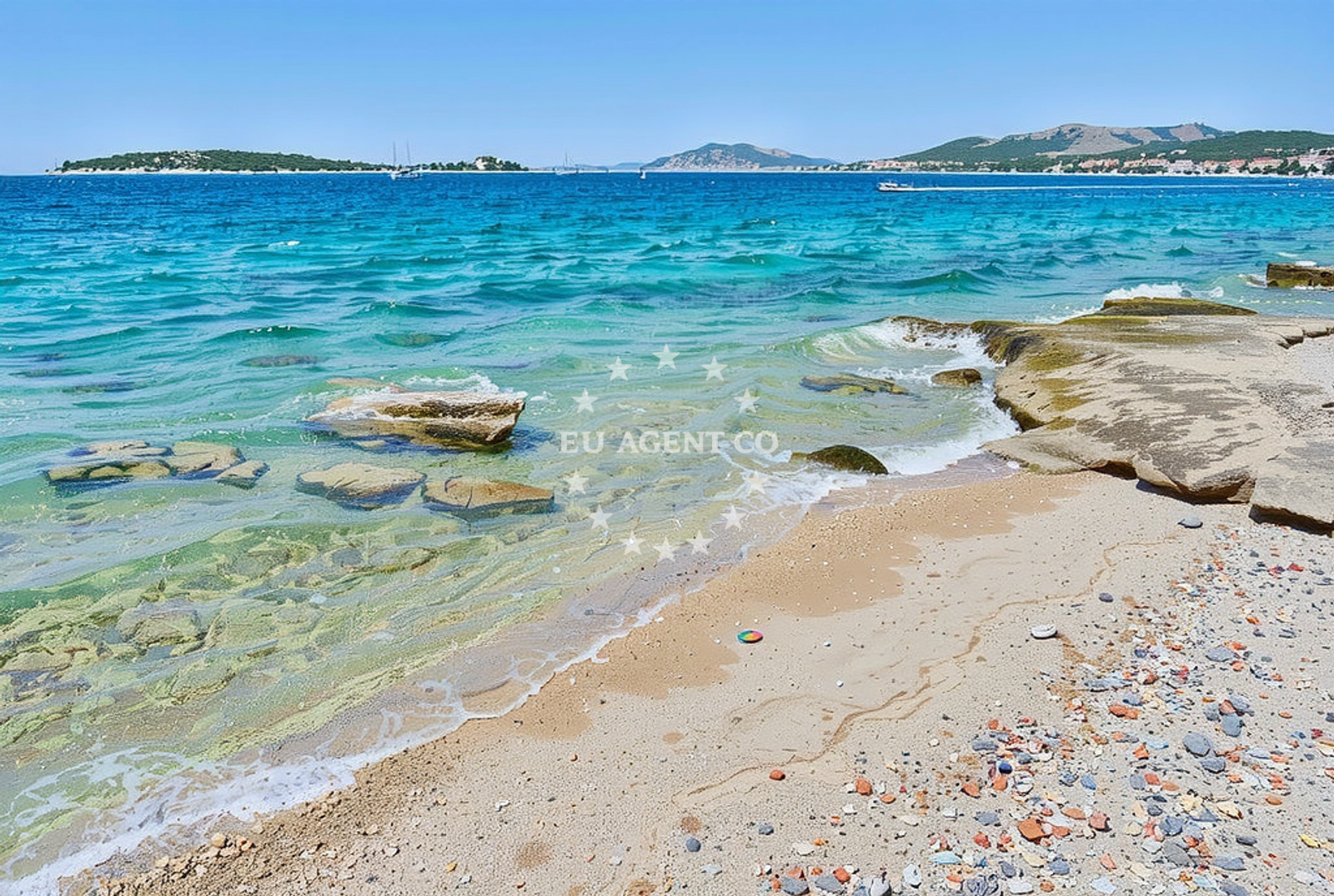 Shoreline and swimming area at Šepurine sjever 6, Prvić Šepurine (Prvić) Beach in Šepurine sjever 6