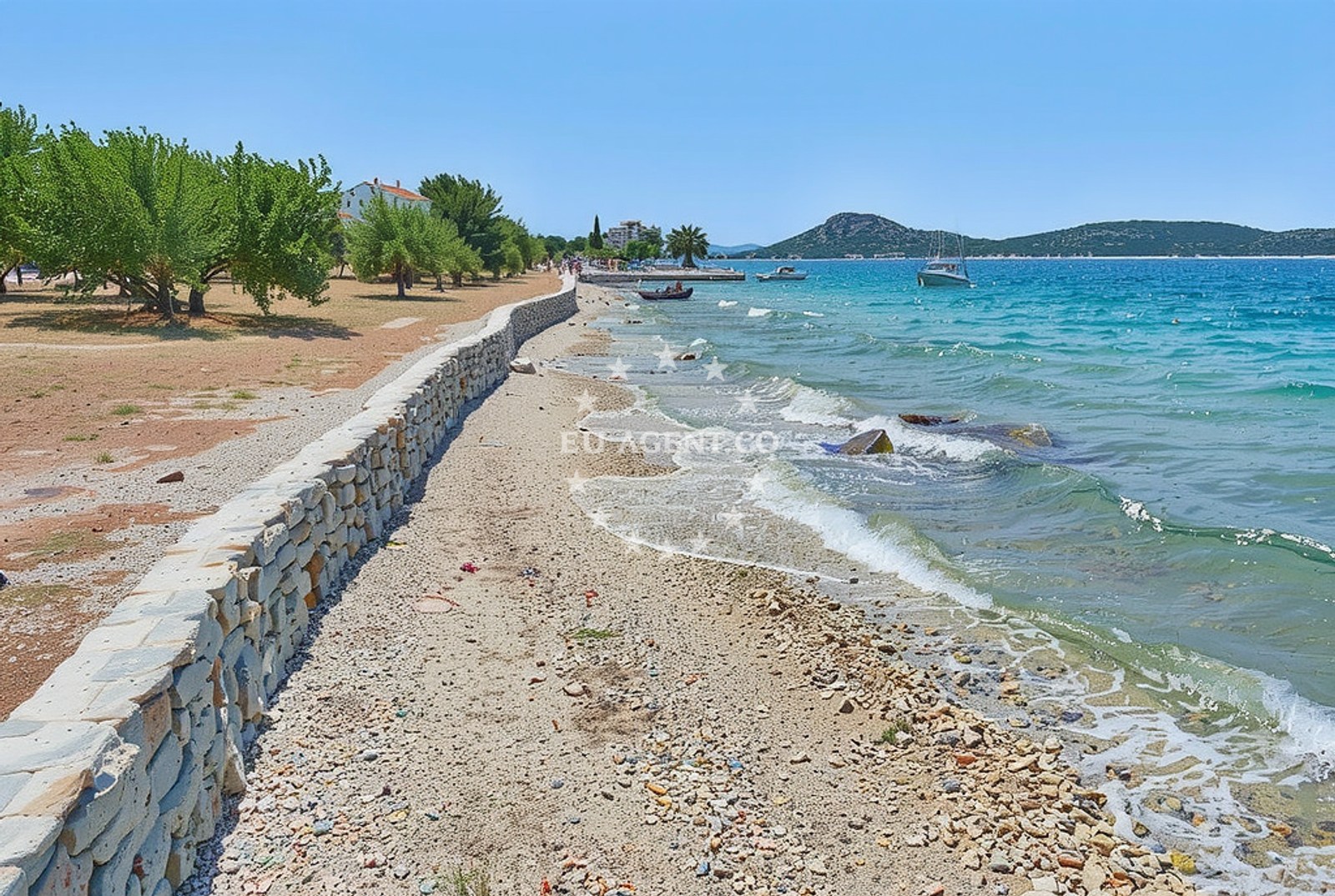 Beach facilities and surroundings at Šepurine sjever 7, Prvić Šepurine (Prvić) Beach in Šepurine sjever 7