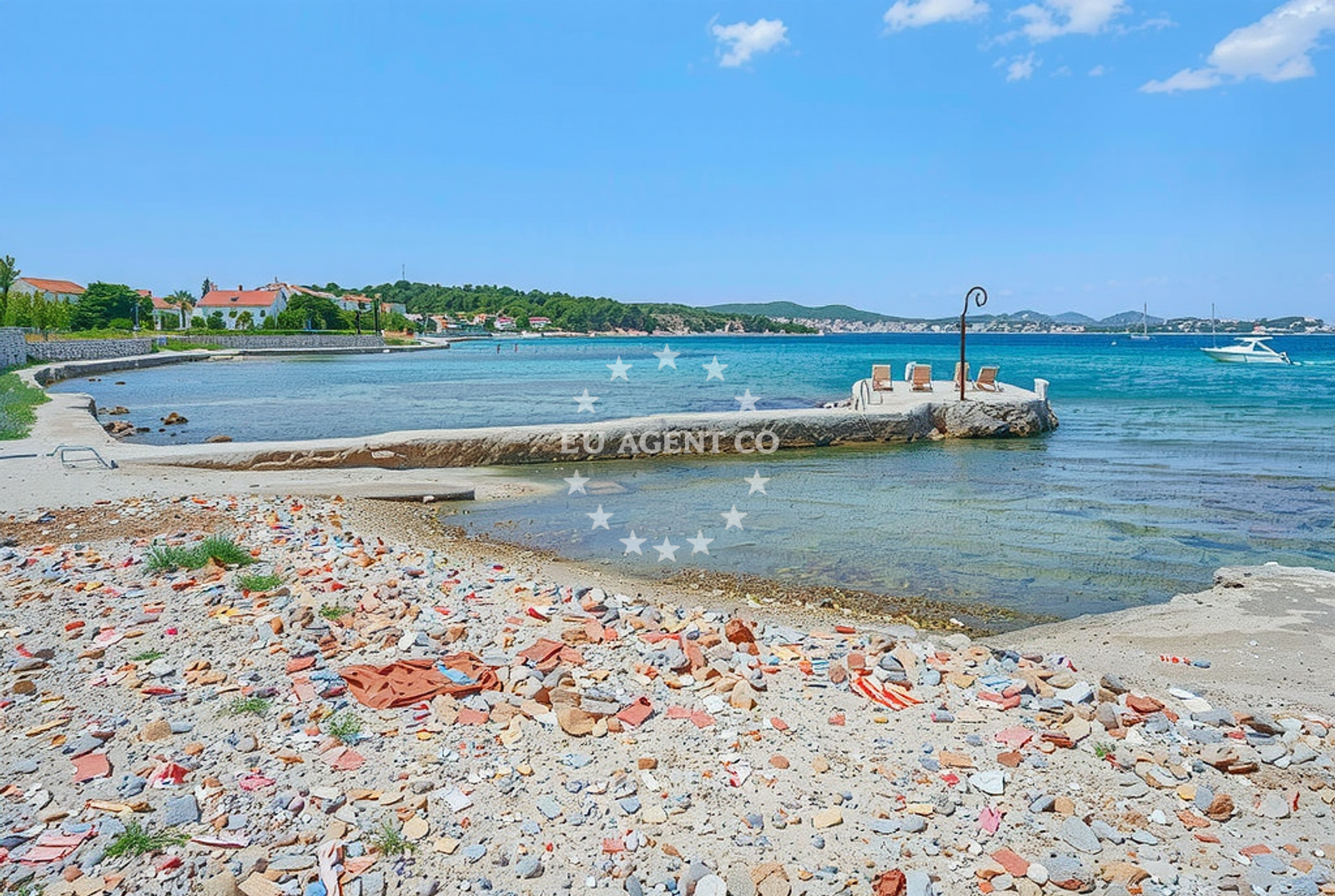 Beach facilities and surroundings at Šime, Prvić Šepurine (Prvić) Beach in Šime