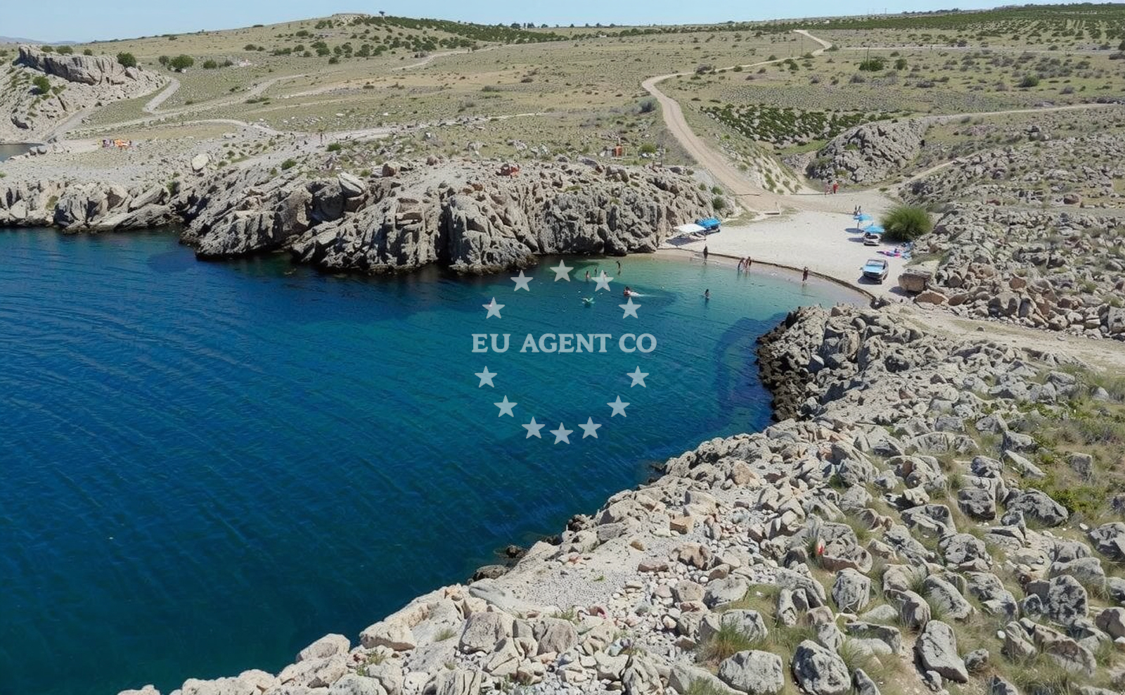 Beach facilities and surroundings at Sipa beach in 5 Drage, Vinjerac