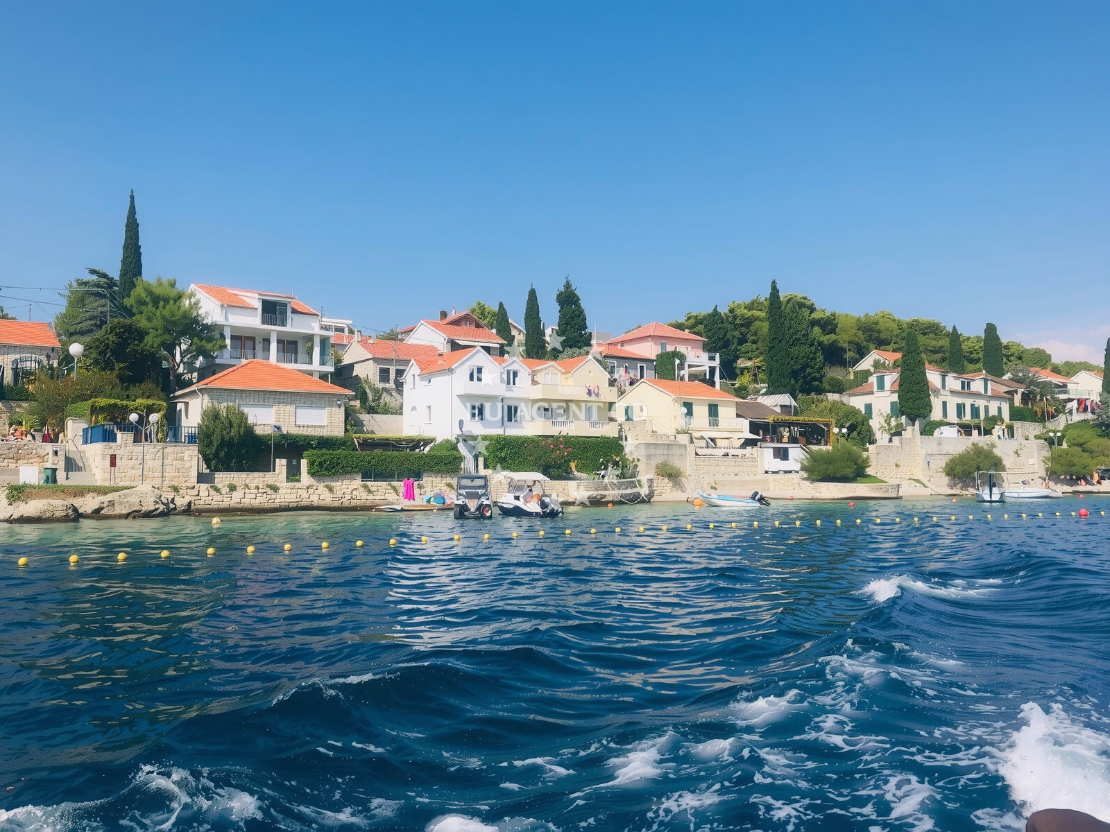 Additional view of Sipova beach in Domovinskog rata 74b, Maslinica