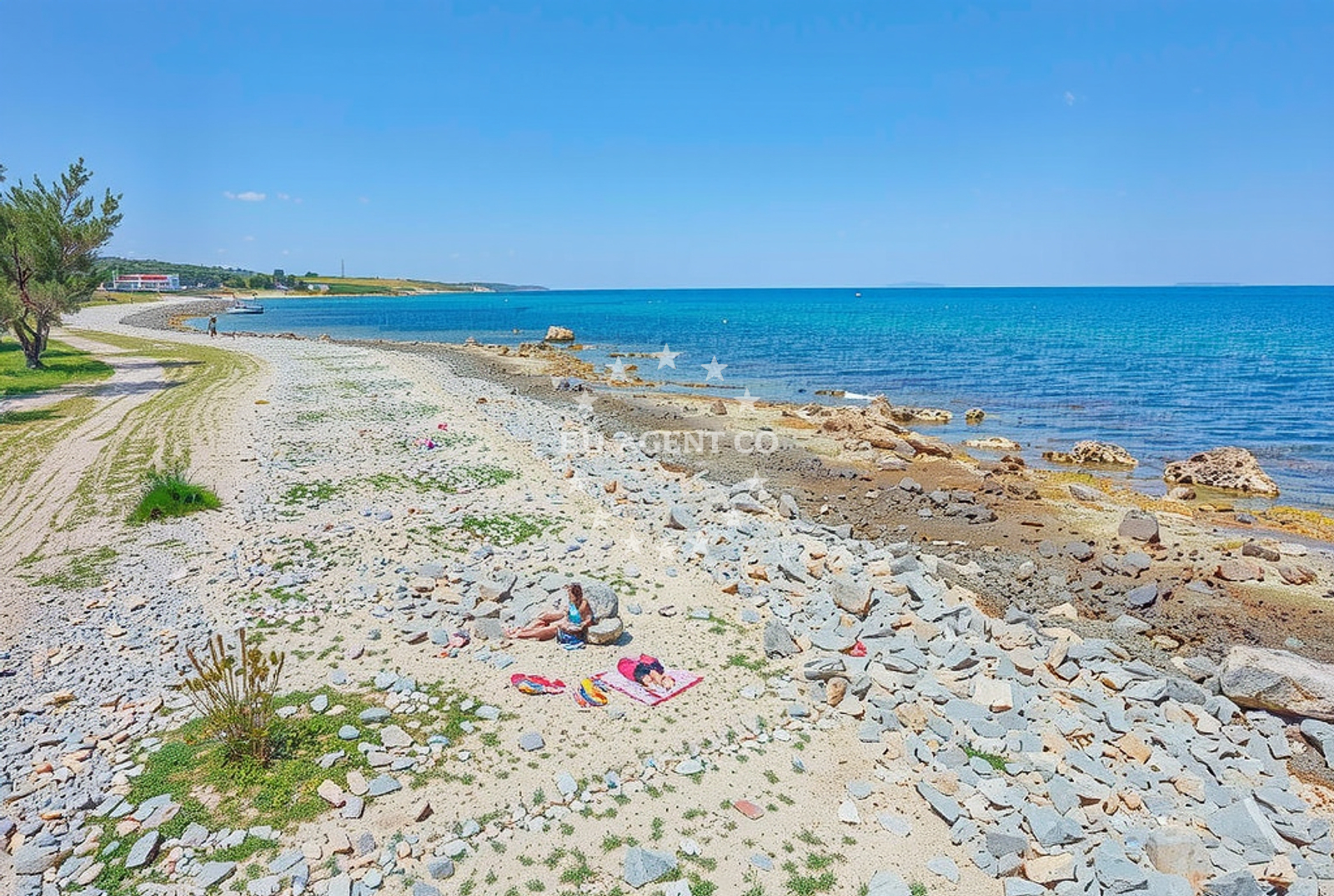 Shoreline and swimming area at Sjever, Vir (Vir) Beach in Sjever