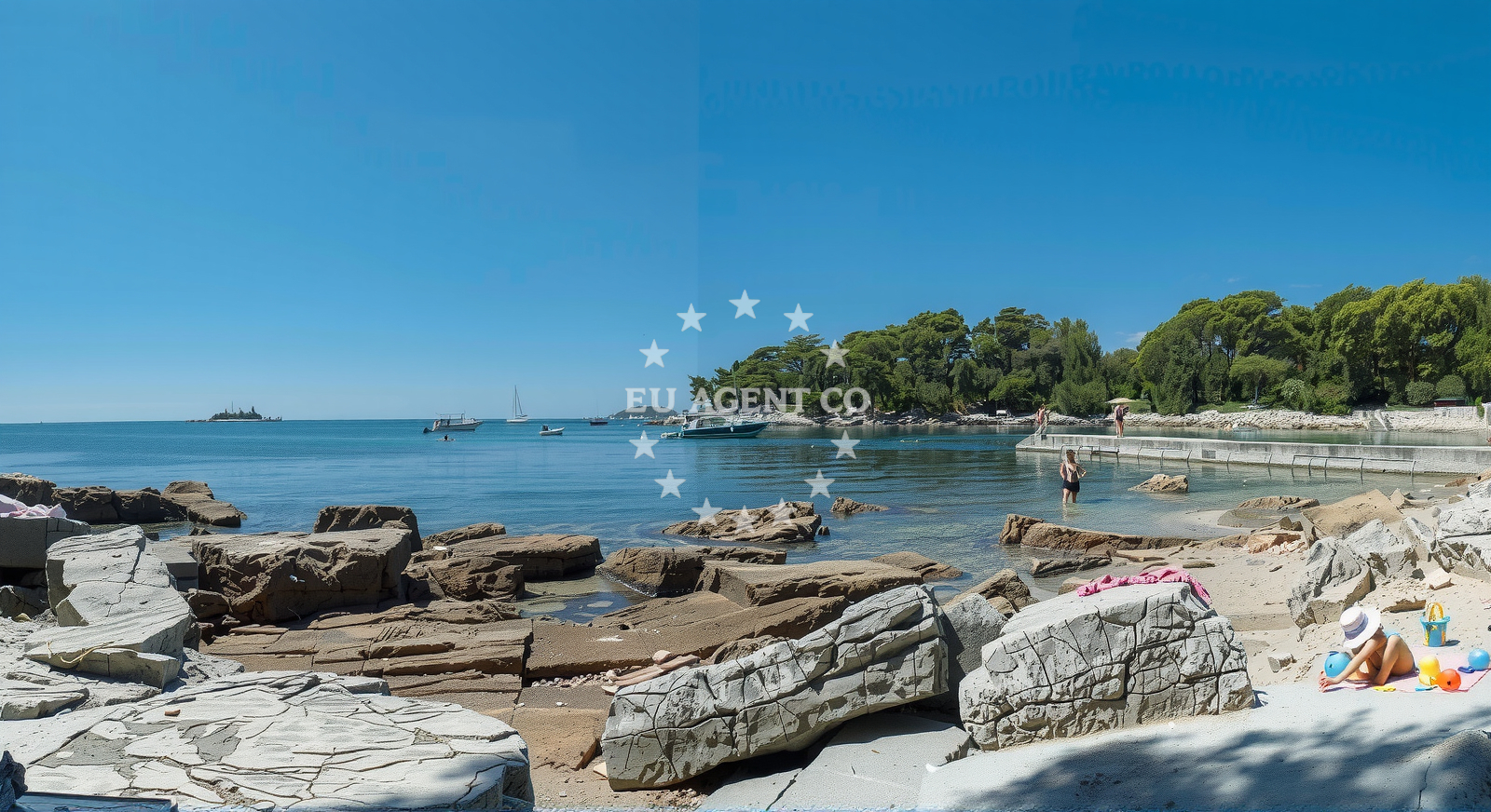 Sea and coastal view of Skaraba beach in Luje Adamovica 31, Rovinj
