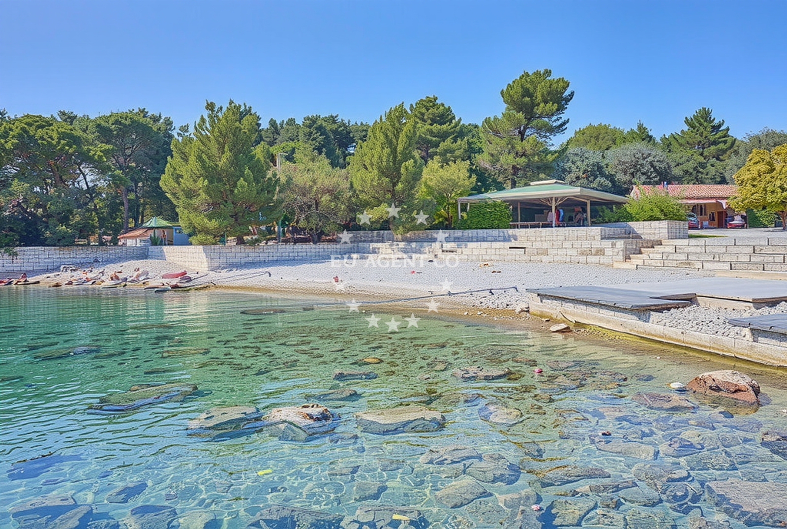 Additional view of Skaraba beach in Luje Adamovica 31, Rovinj