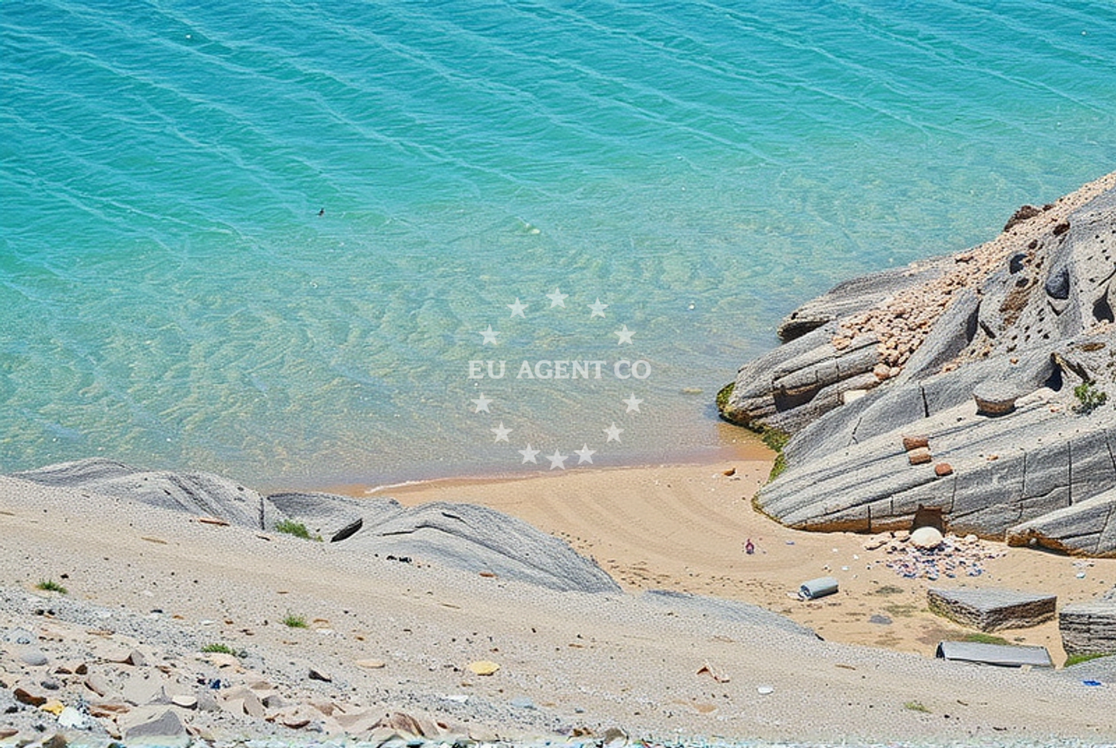 Overview of Škarić jug, Kolan (Pag) Beach in Škarić jug